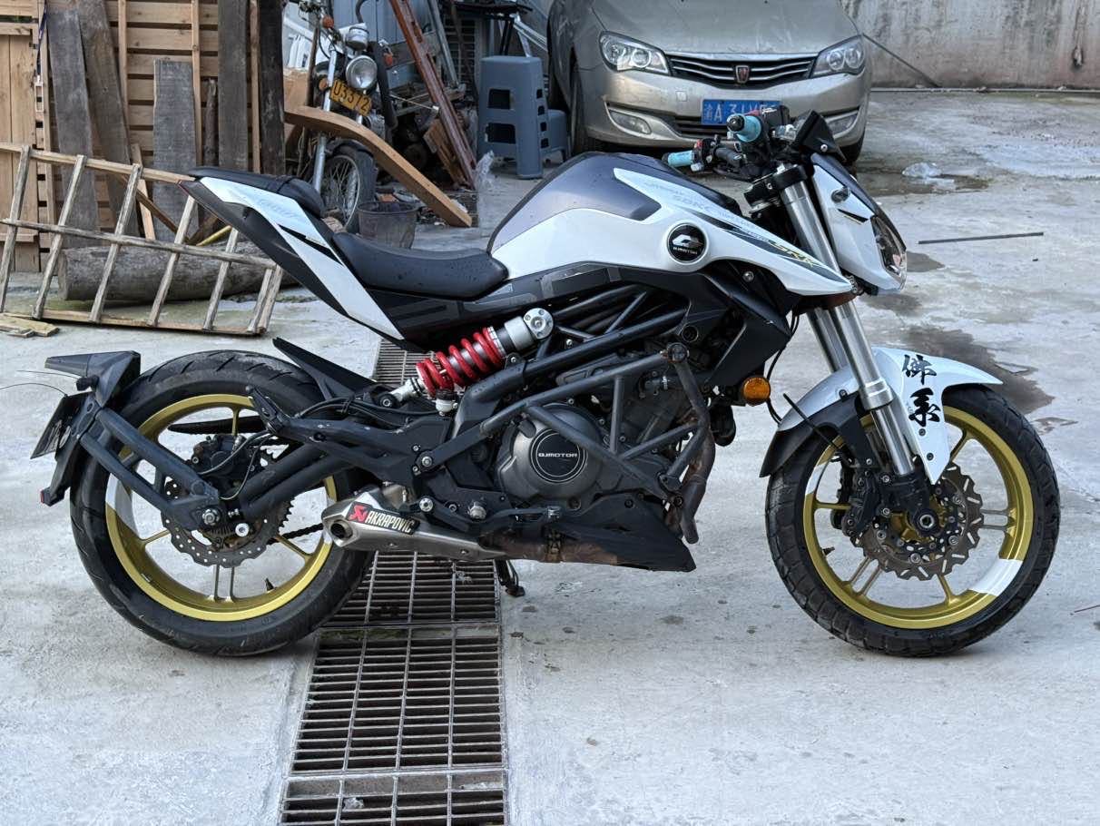QJMOTOR 追350