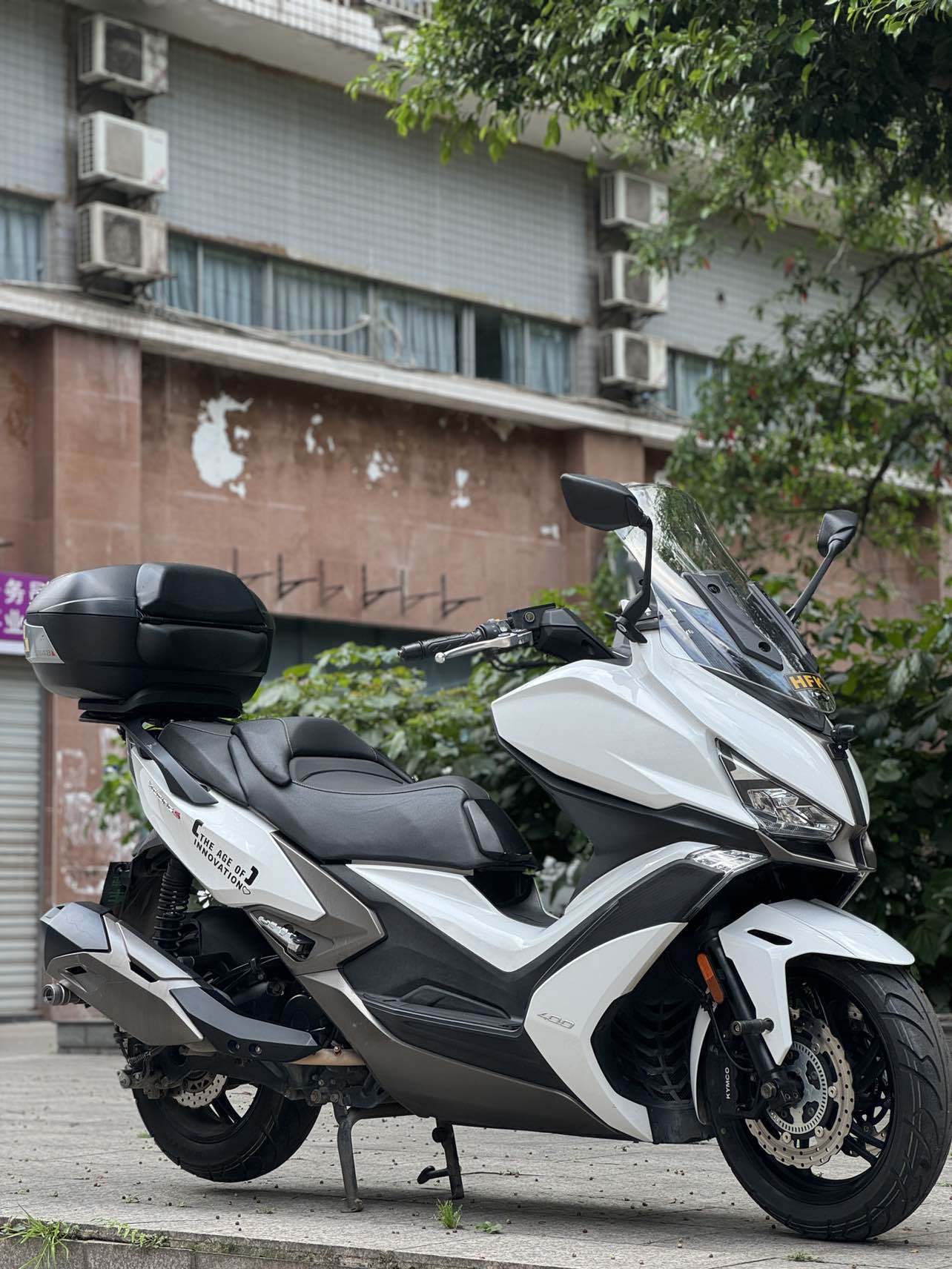 光阳 赛艇 S400