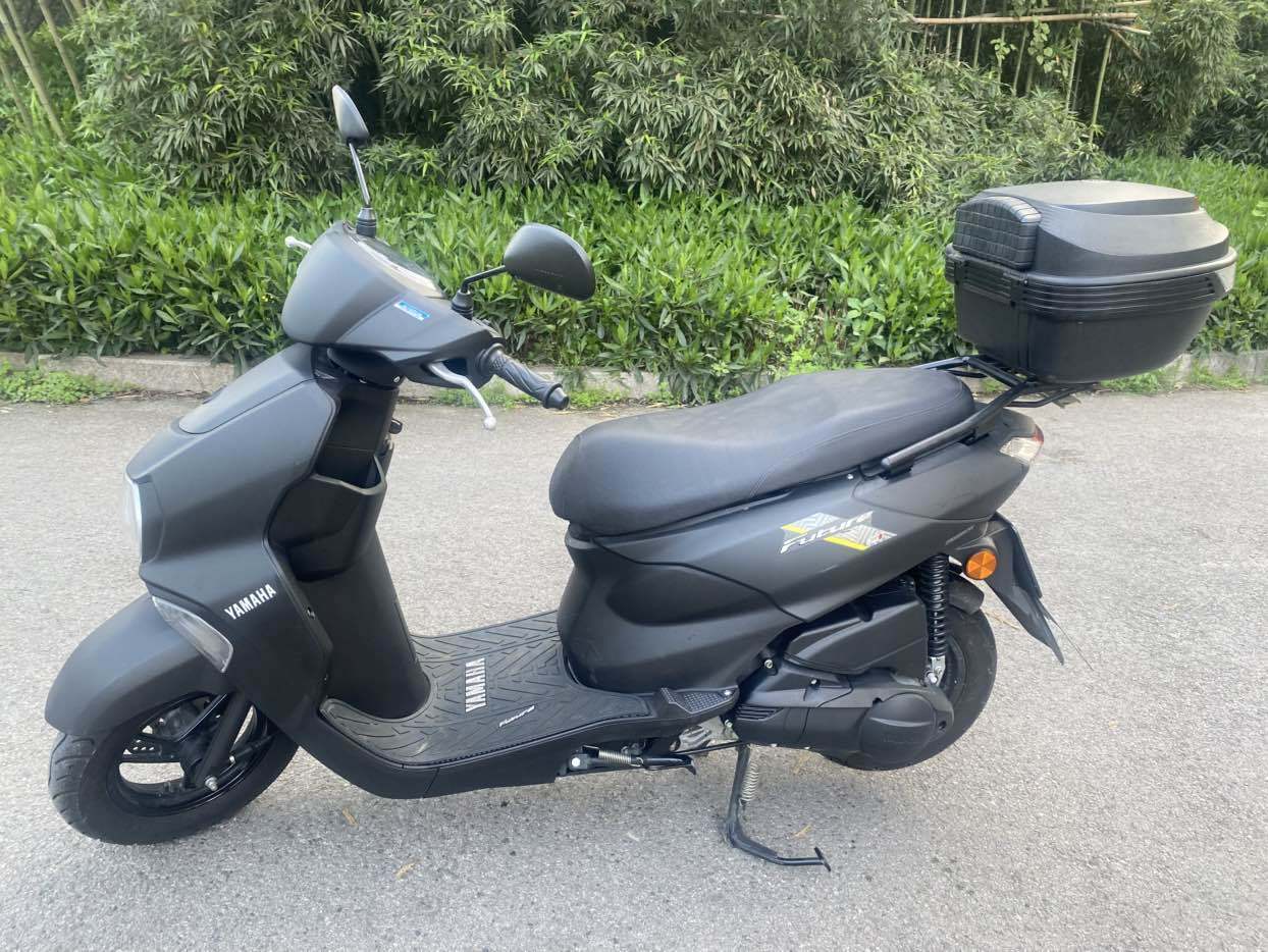 建设雅马哈 旭鹰125