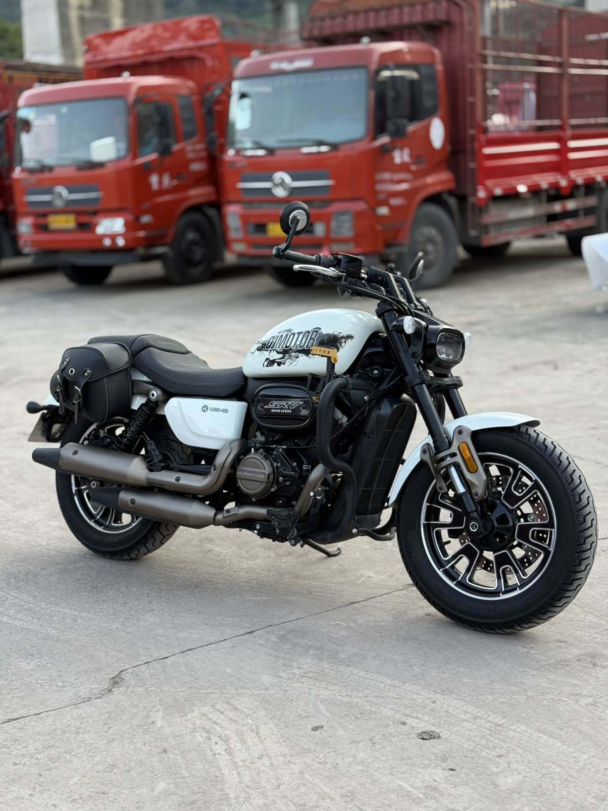 QJMOTOR 闪350