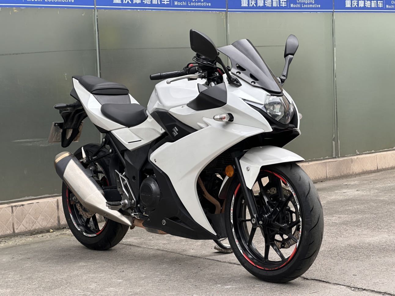 豪爵铃木 GSX250R