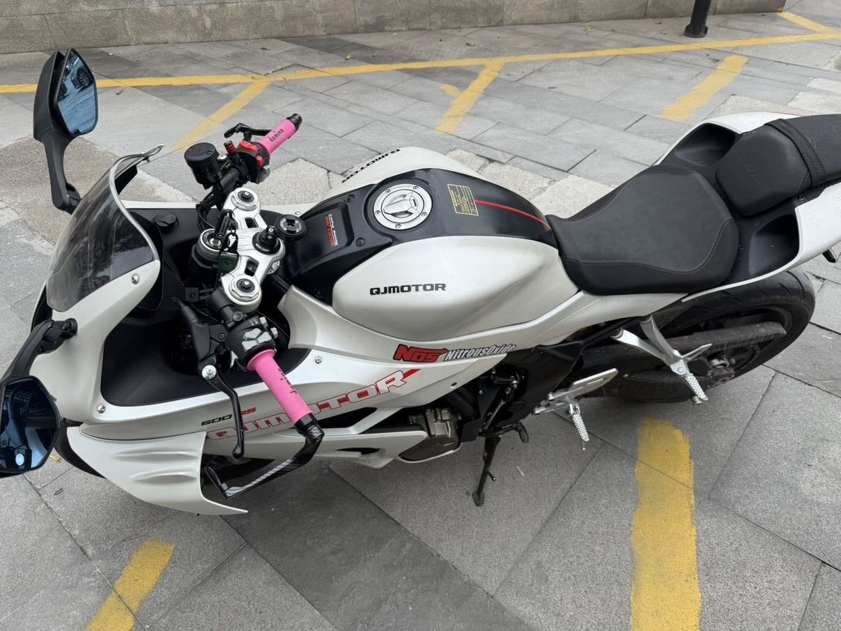 QJMOTOR 赛600