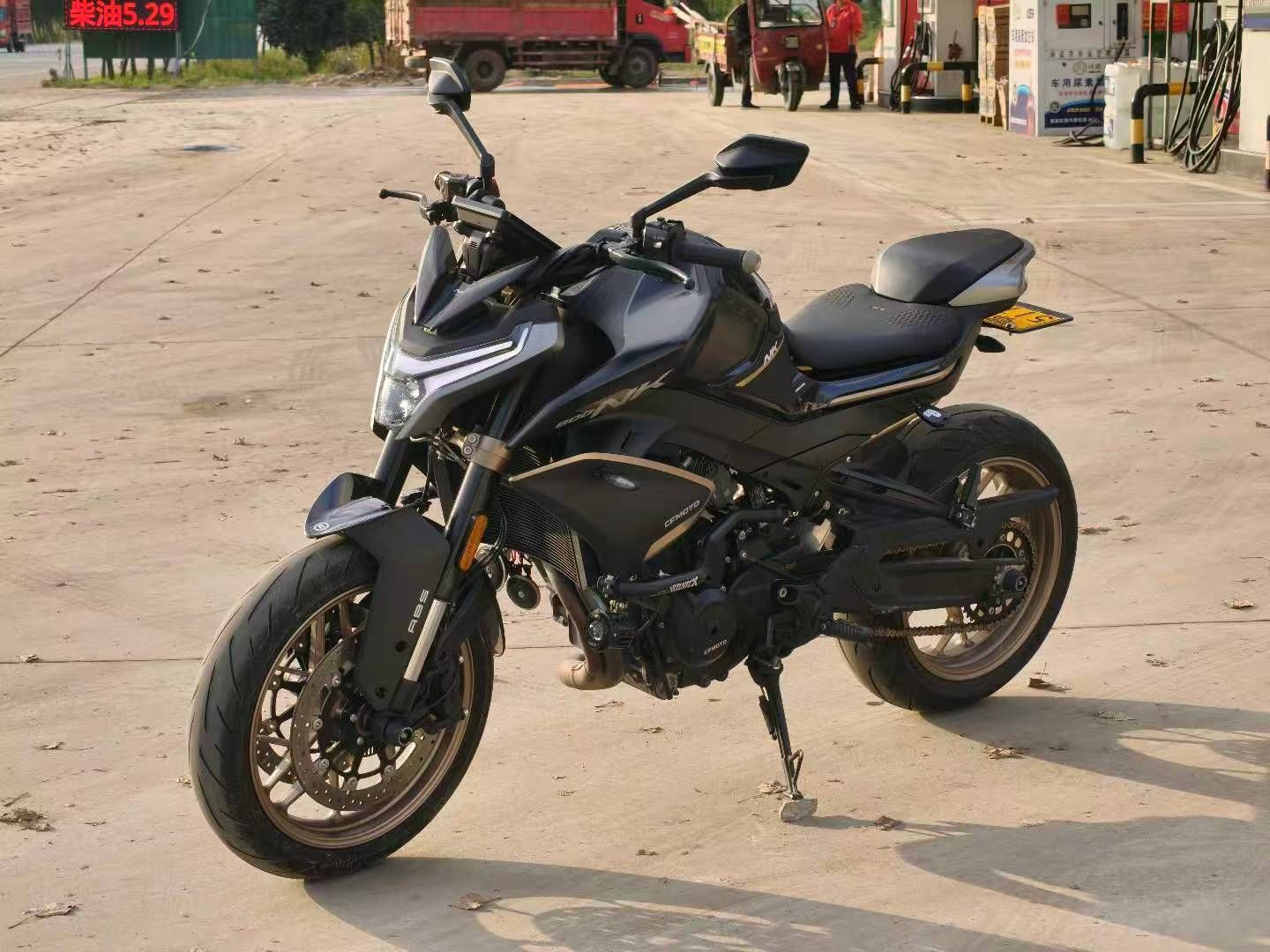 春风 800NK