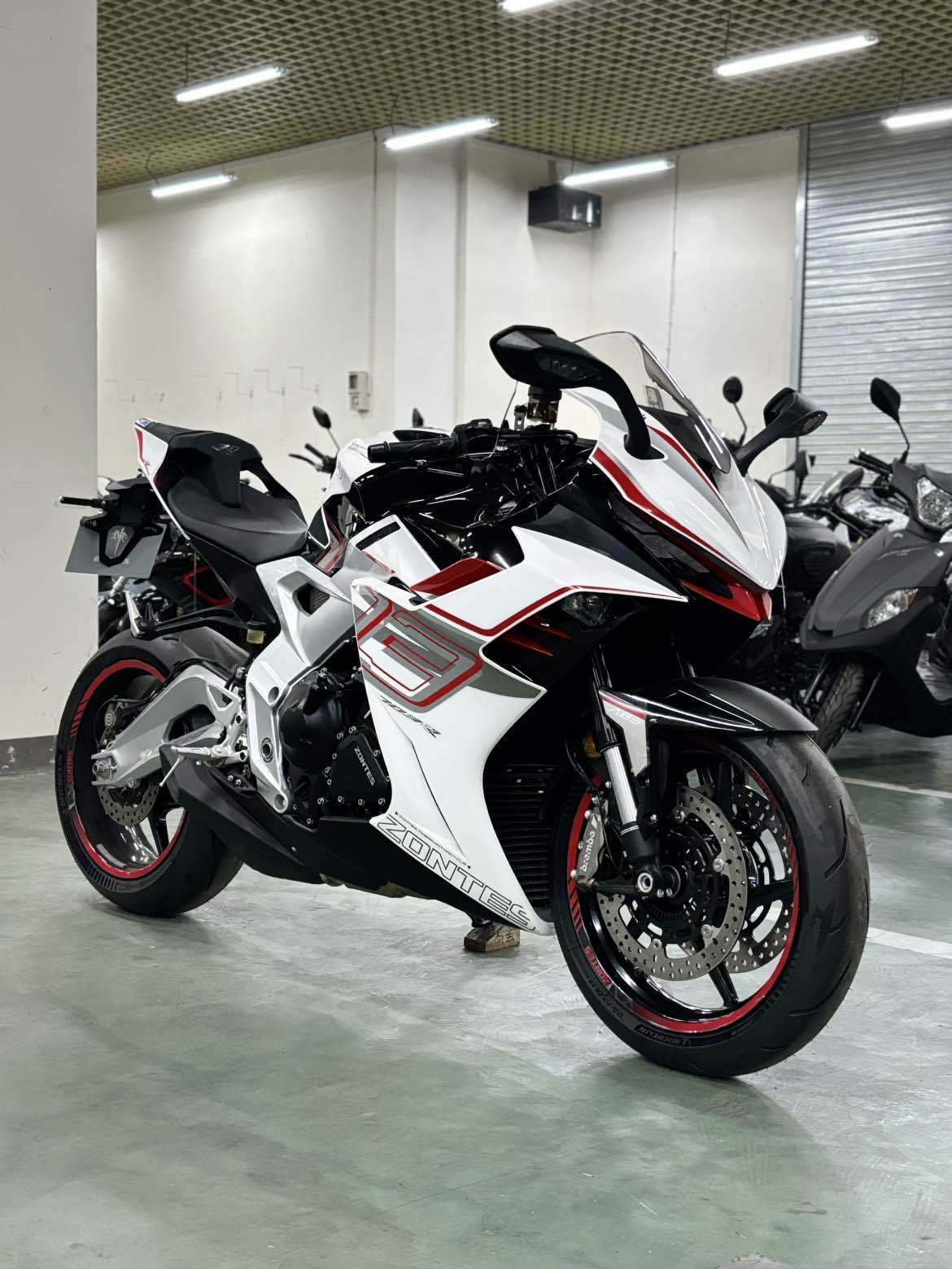 升仕 703RR