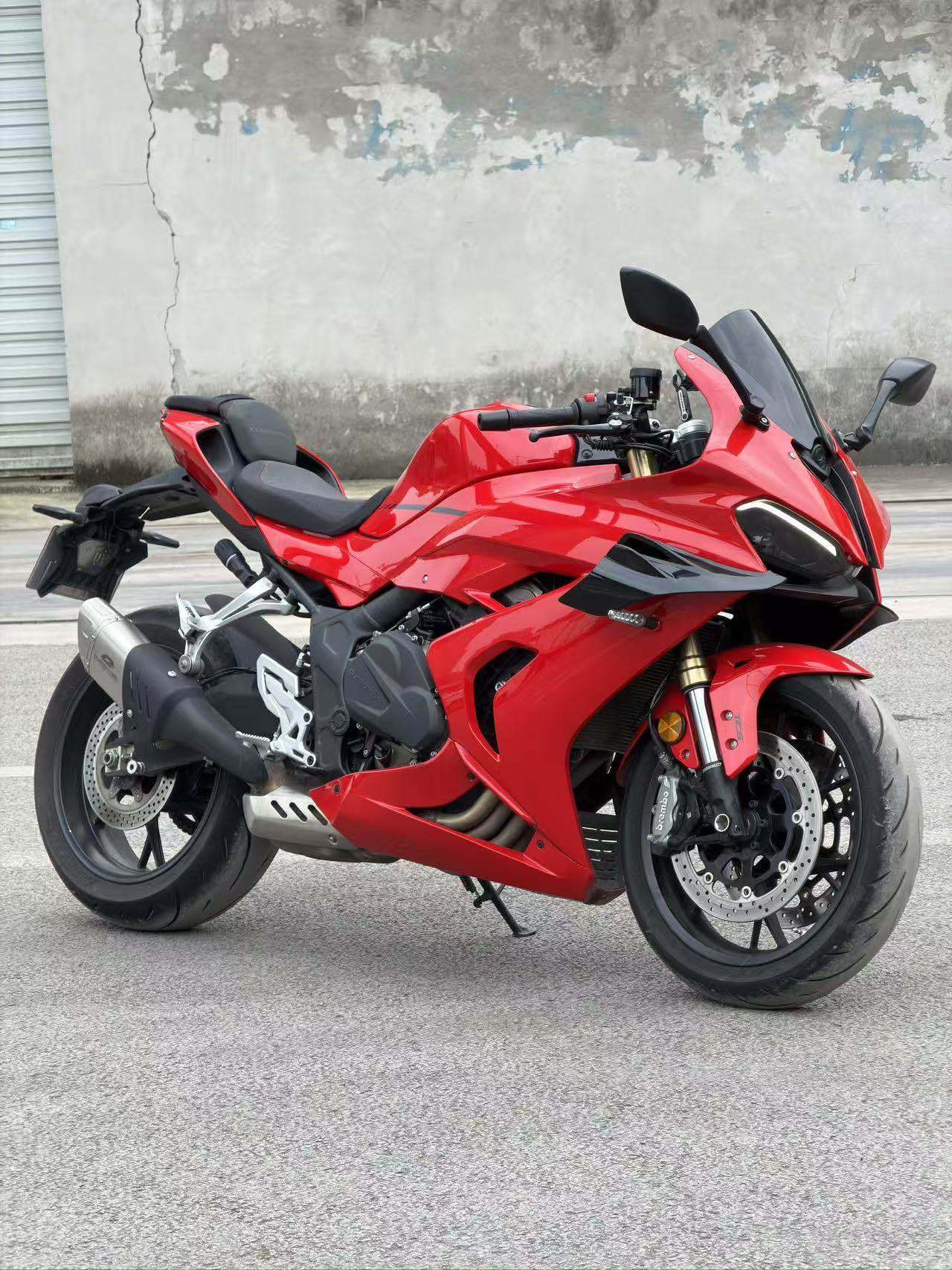 QJMOTOR 赛600