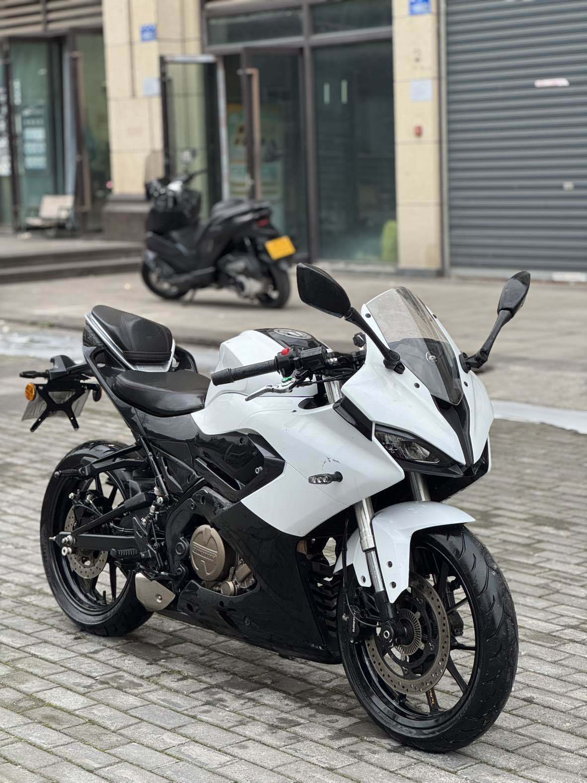 QJMOTOR 赛250