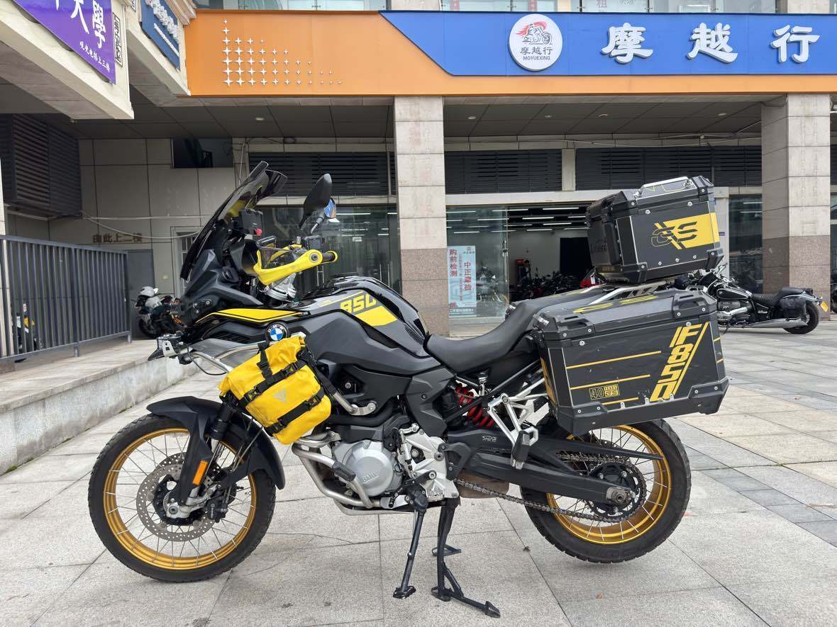 宝马 F 850 GS