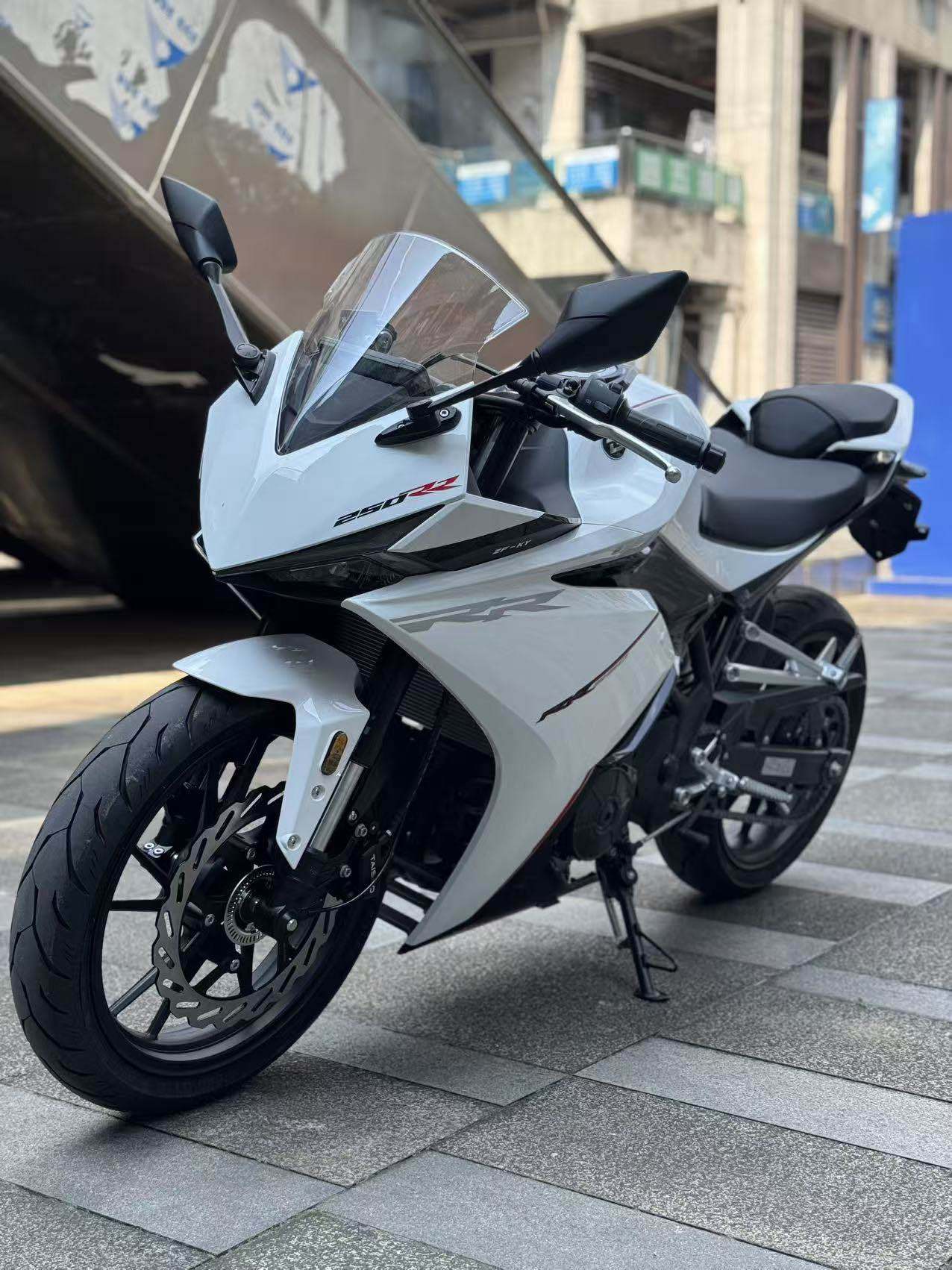 凯越 250RR 刺鸟