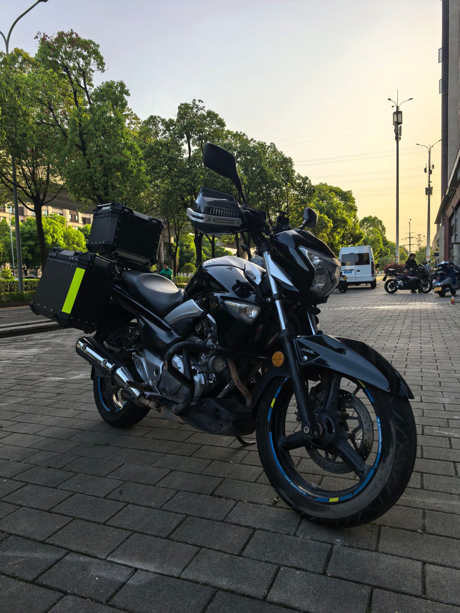 豪爵铃木 骊驰 GW250