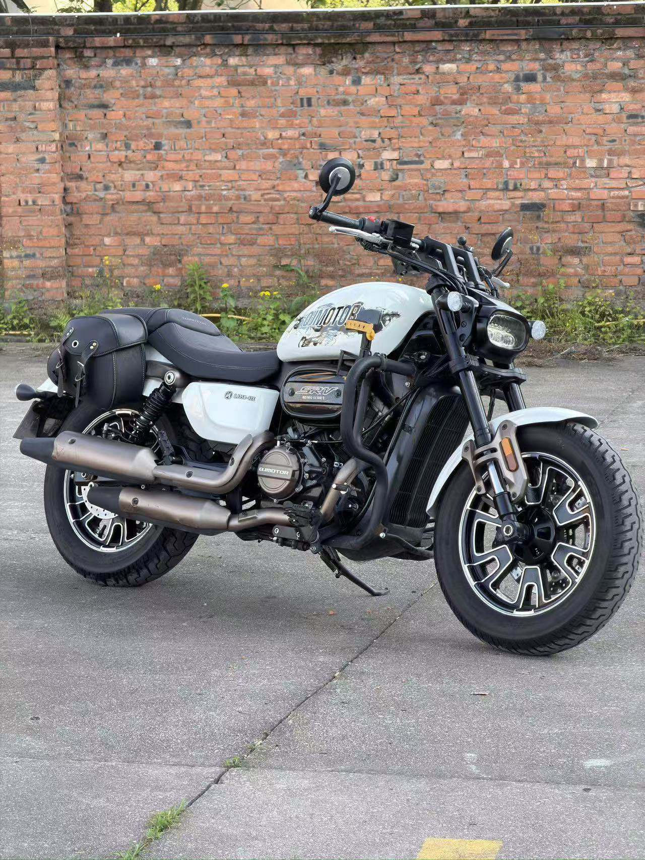 QJMOTOR 闪350