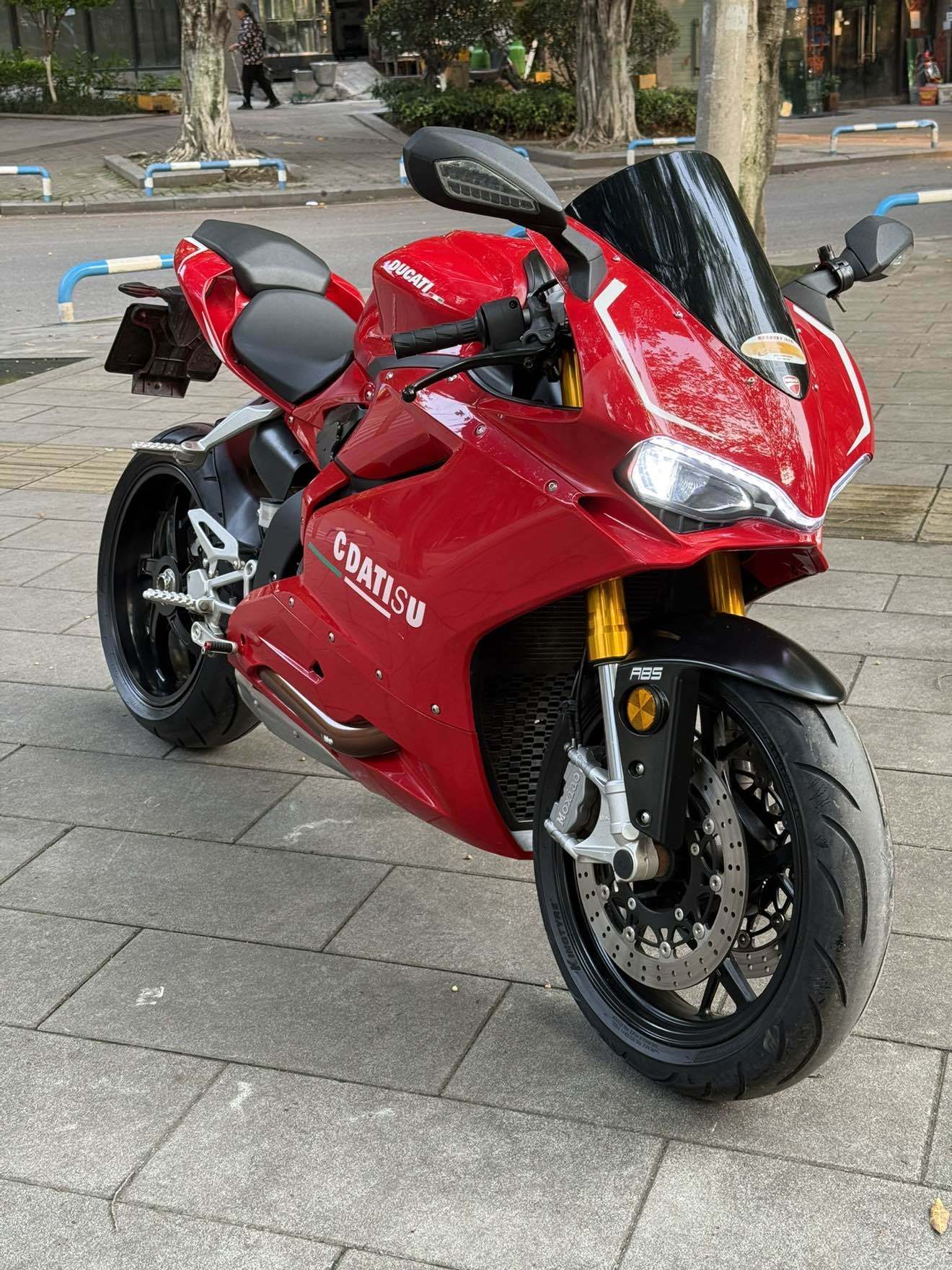 摩枭 500RR