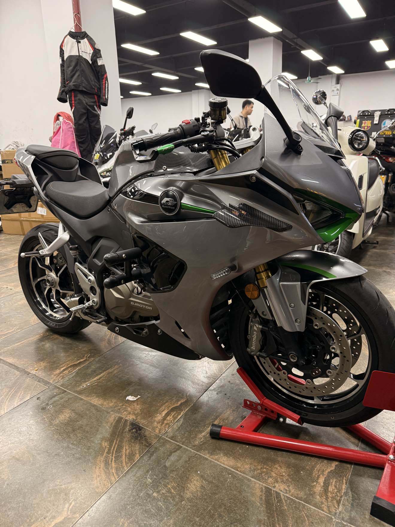 QJMOTOR 赛550