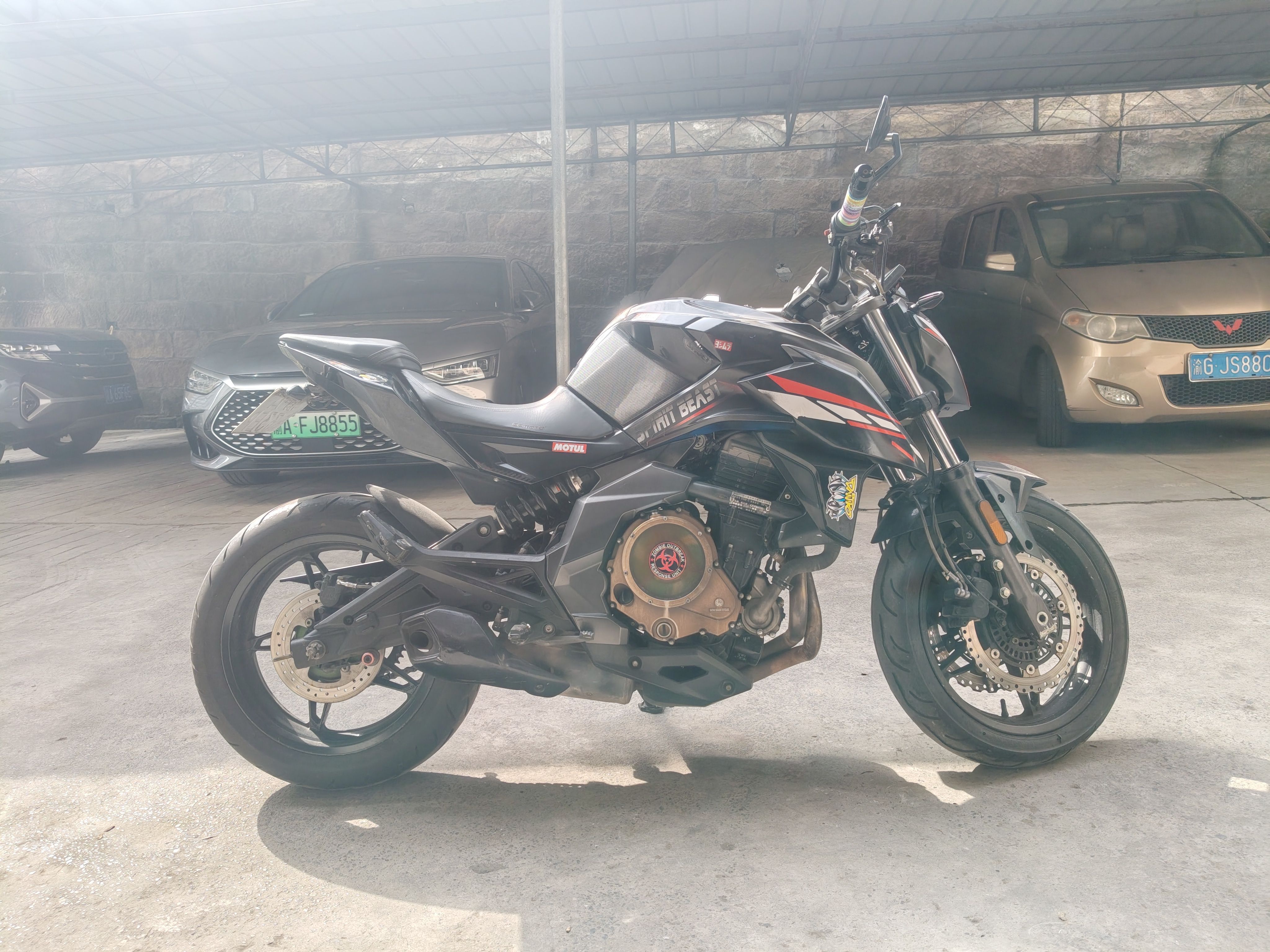 春风 650NK