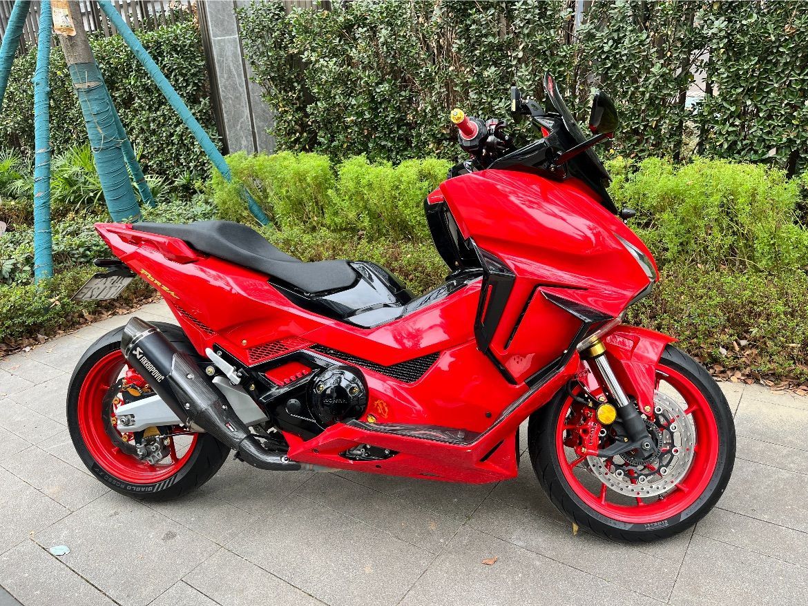 本田DREAMWING NSS750