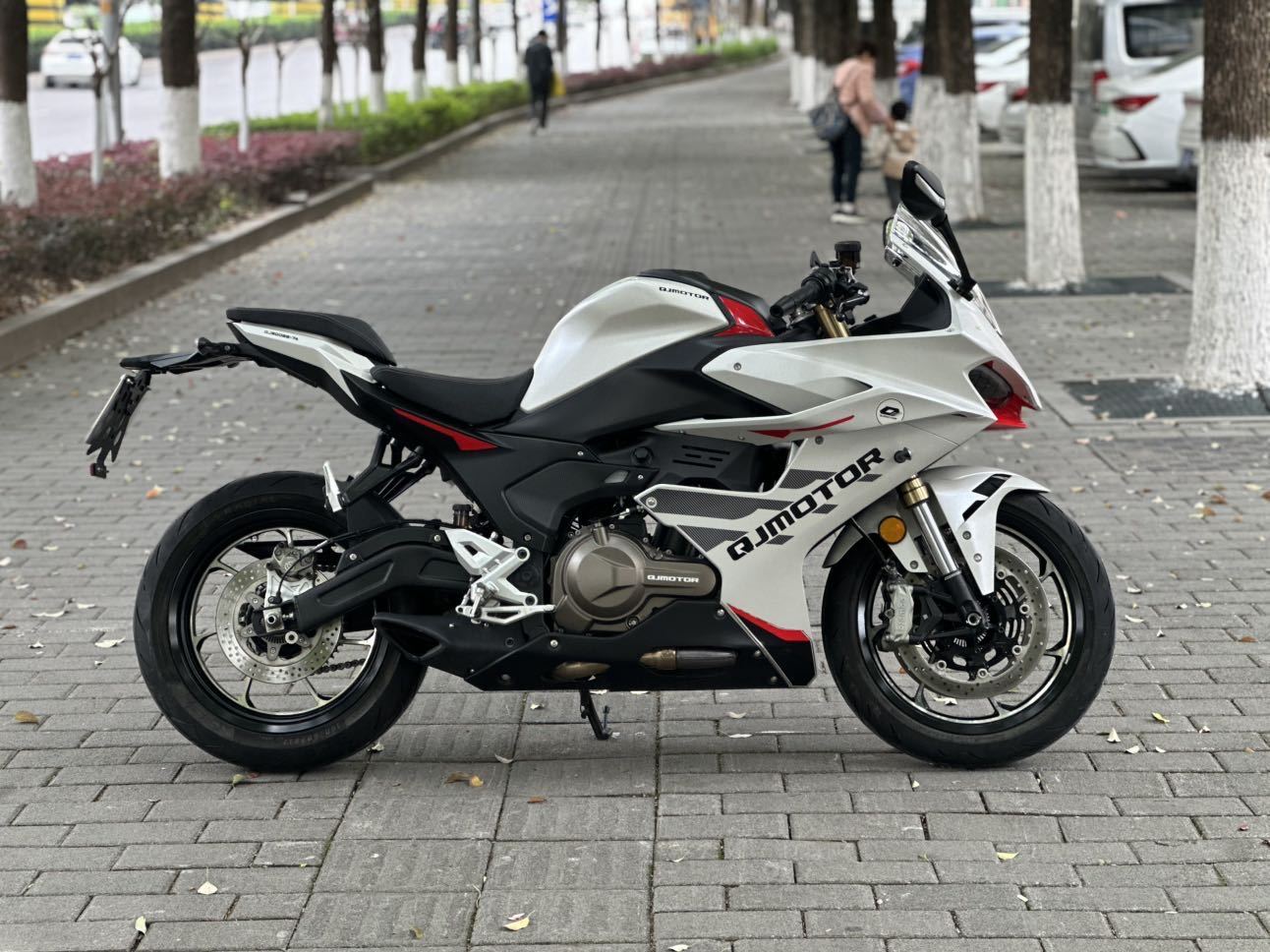 QJMOTOR 赛550