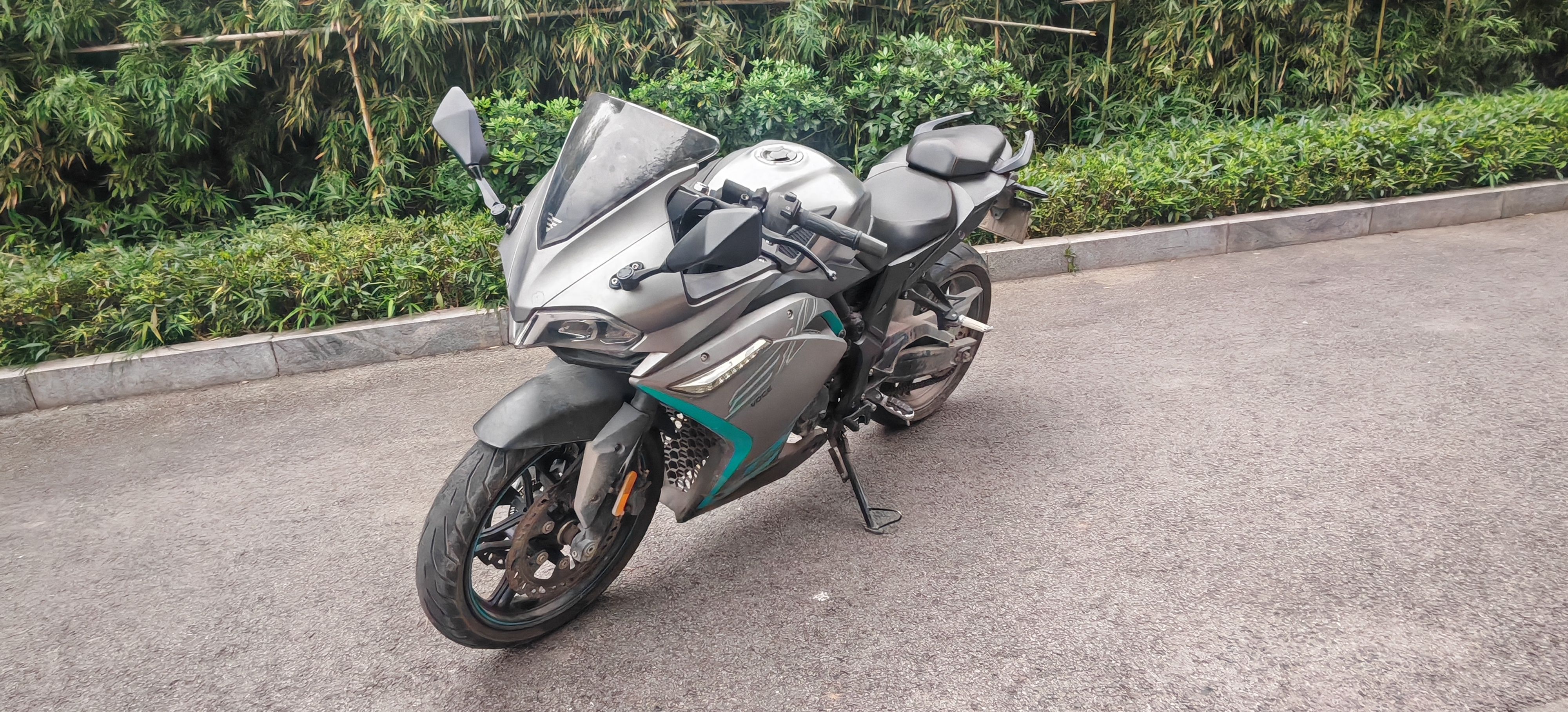 无极 300RR