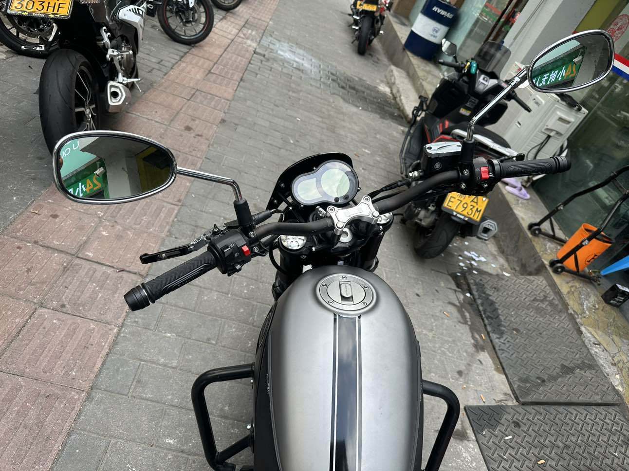 贝纳利 幼狮 Leoncino 500