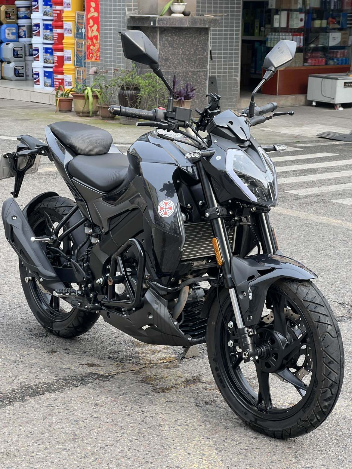 贝纳利 小迅龙 BN150S