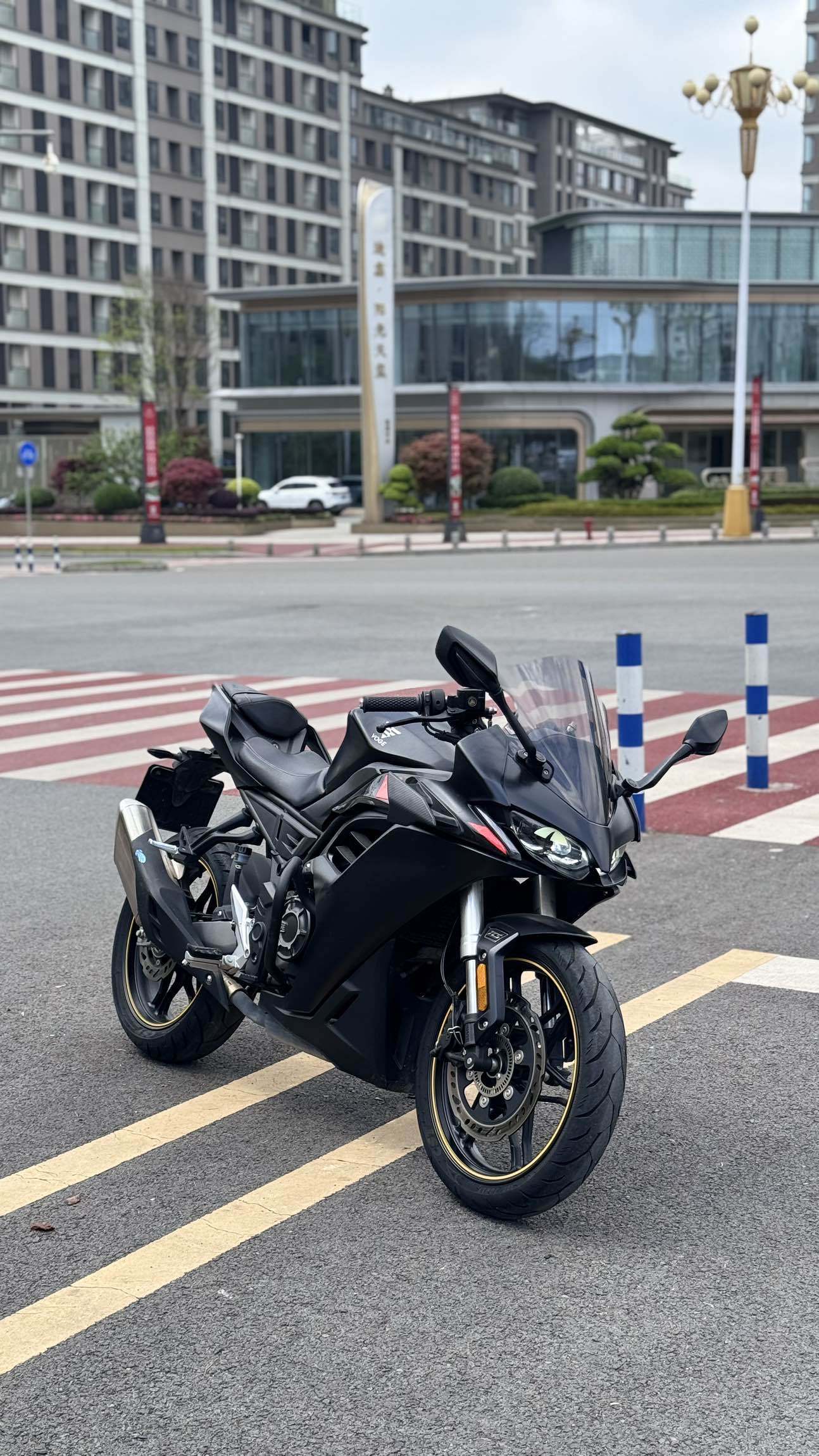 无极 250RR