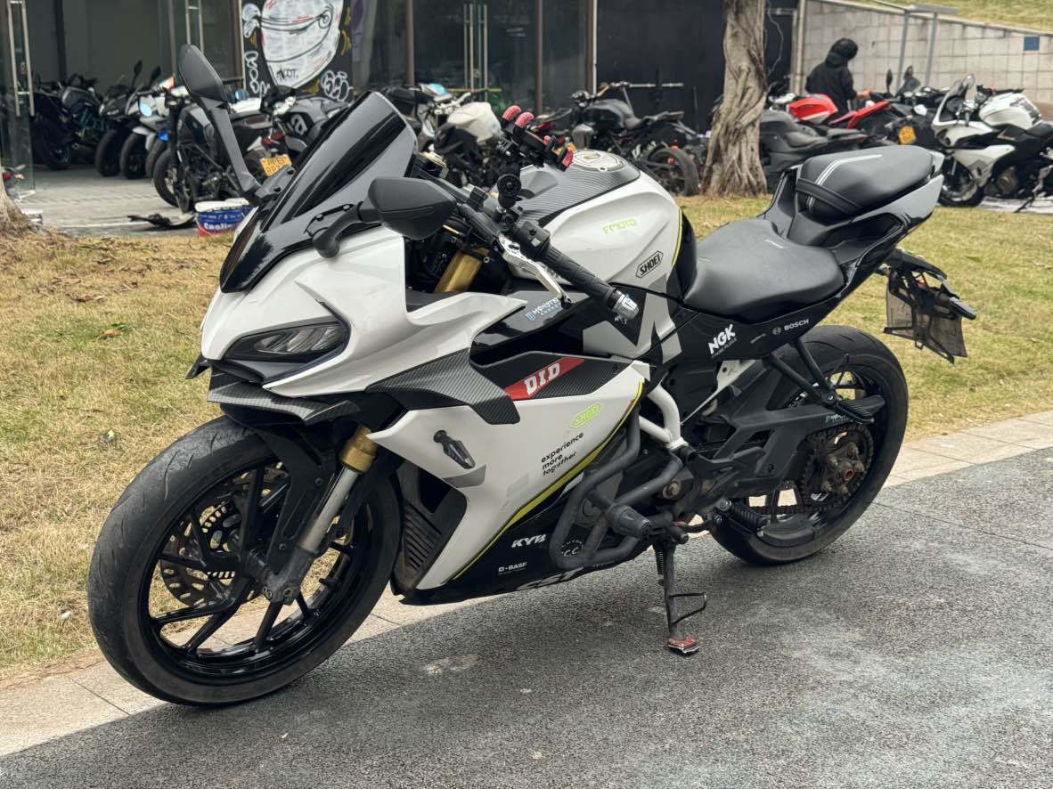 春风 250SR