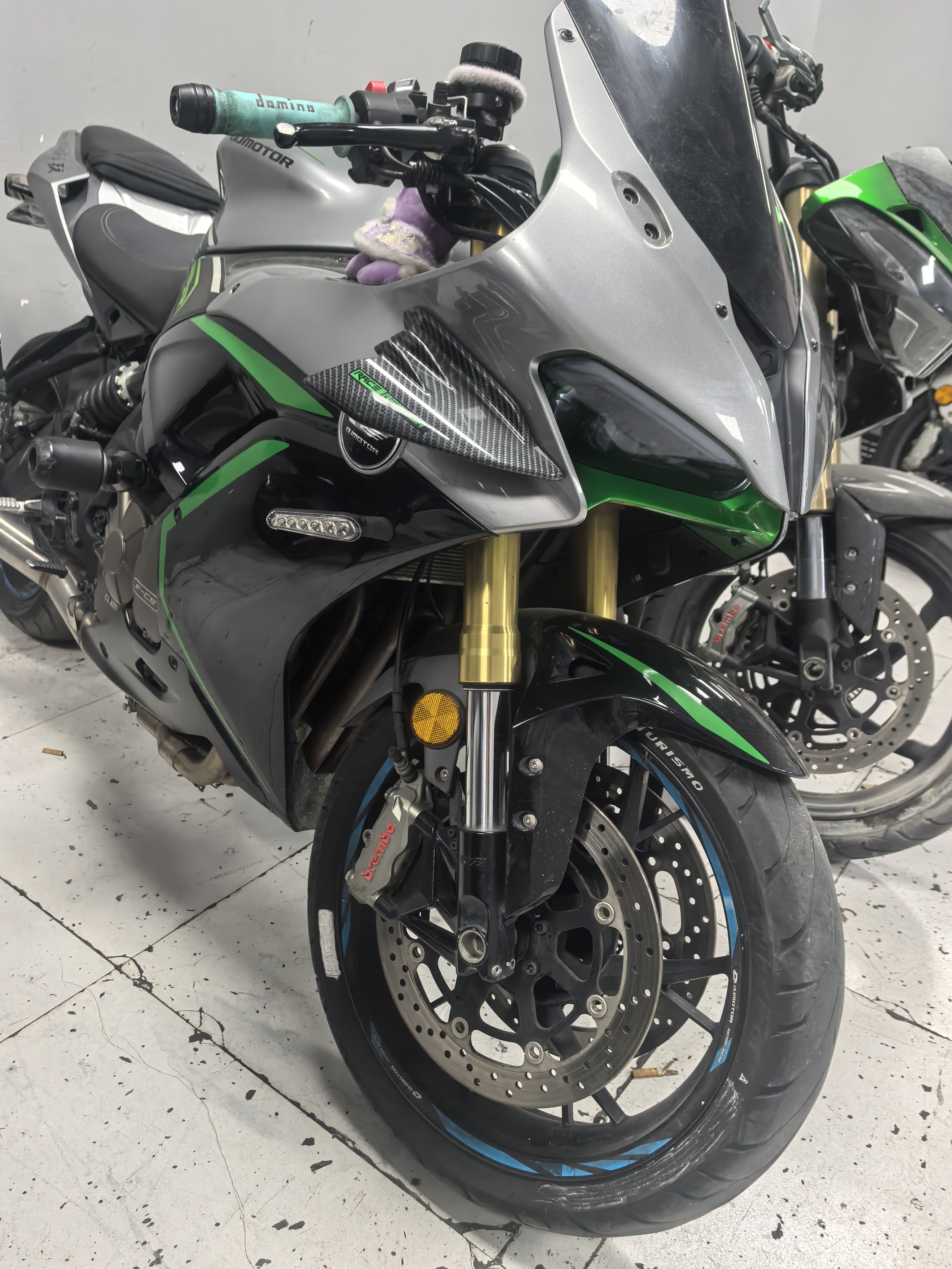 QJMOTOR 赛600