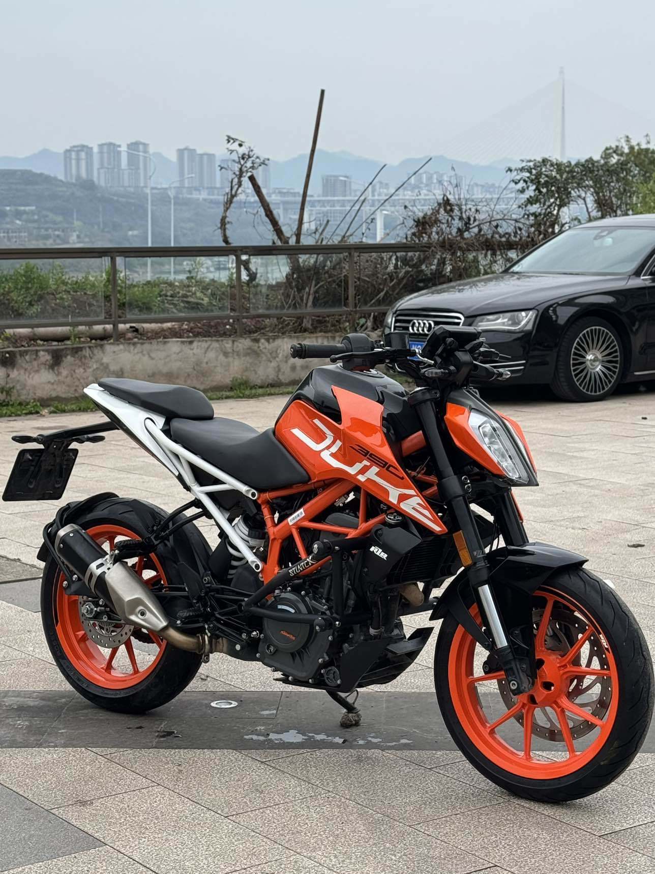 KTMR2R 390 Duke