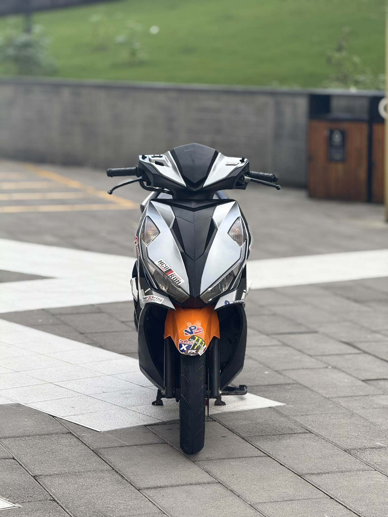五羊本田 NX125