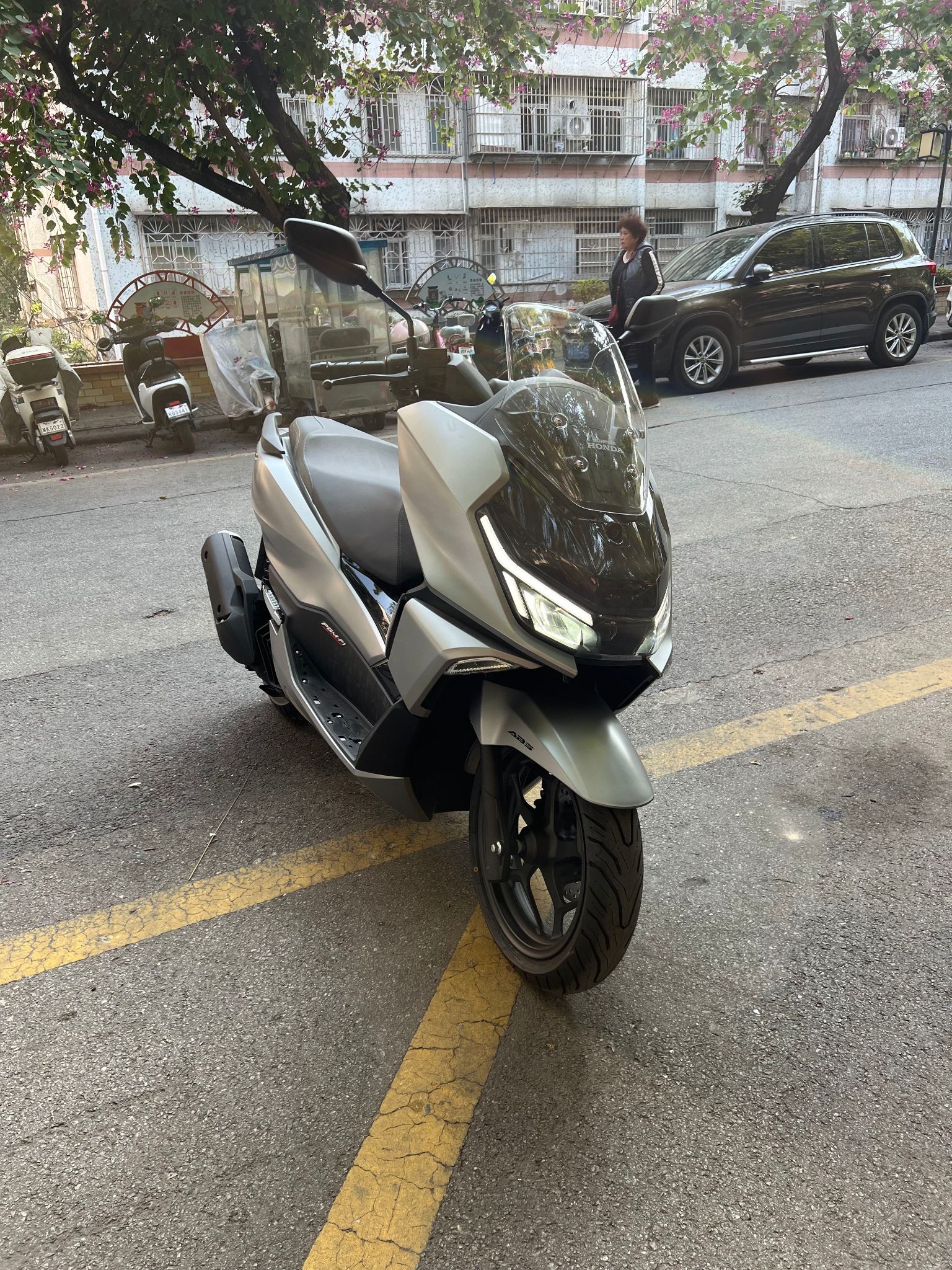 新大洲本田 NS150GX