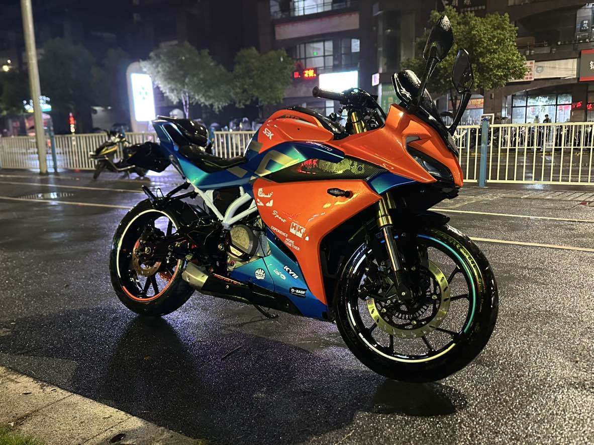 春风 250SR