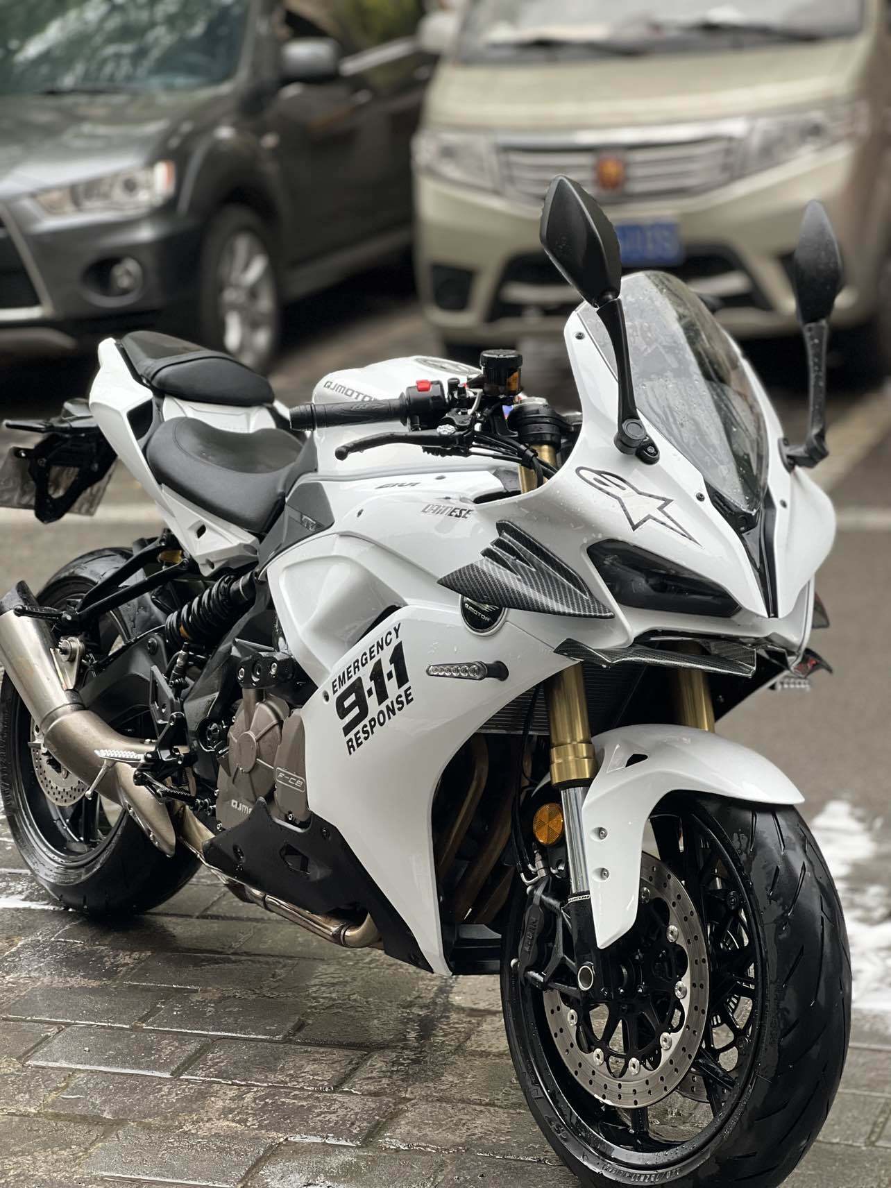 QJMOTOR 赛600