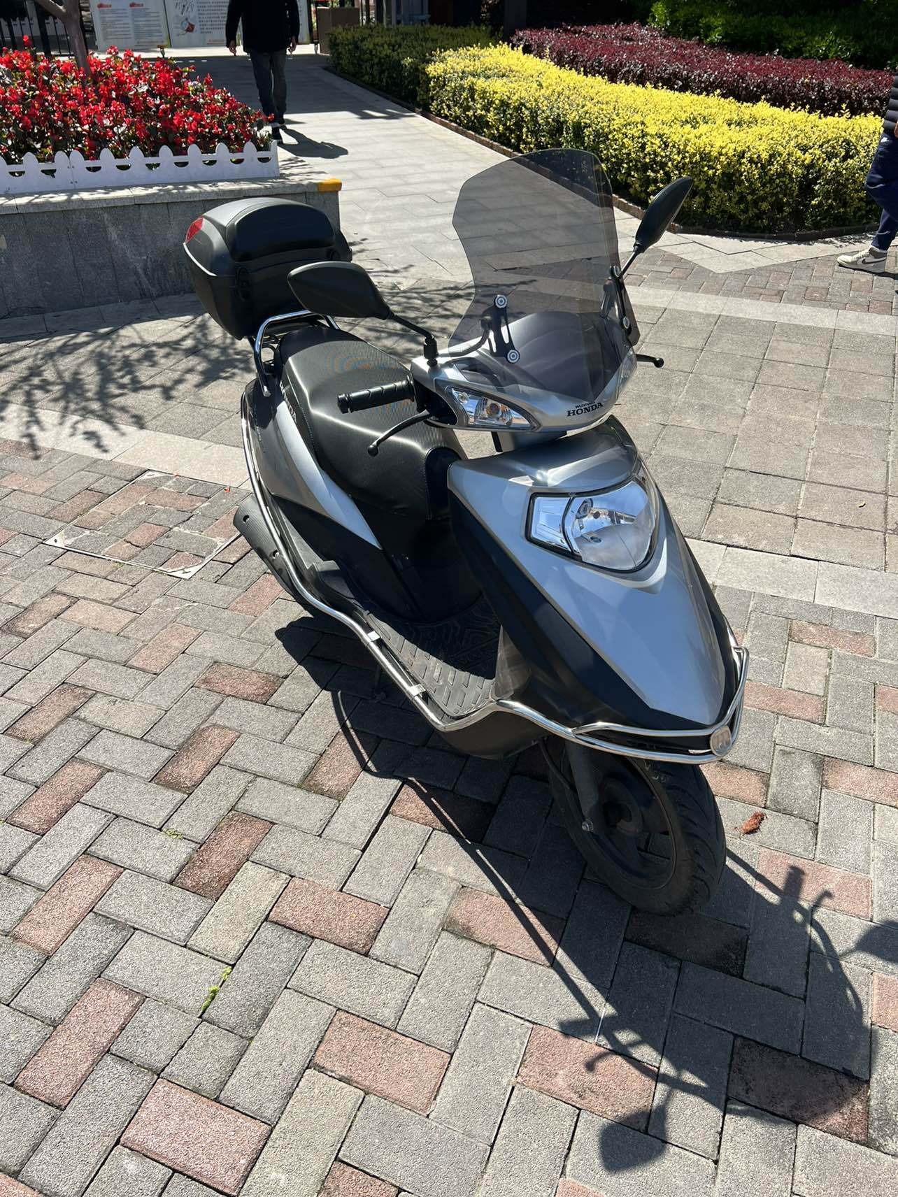五羊本田 SCR 喜鲨125