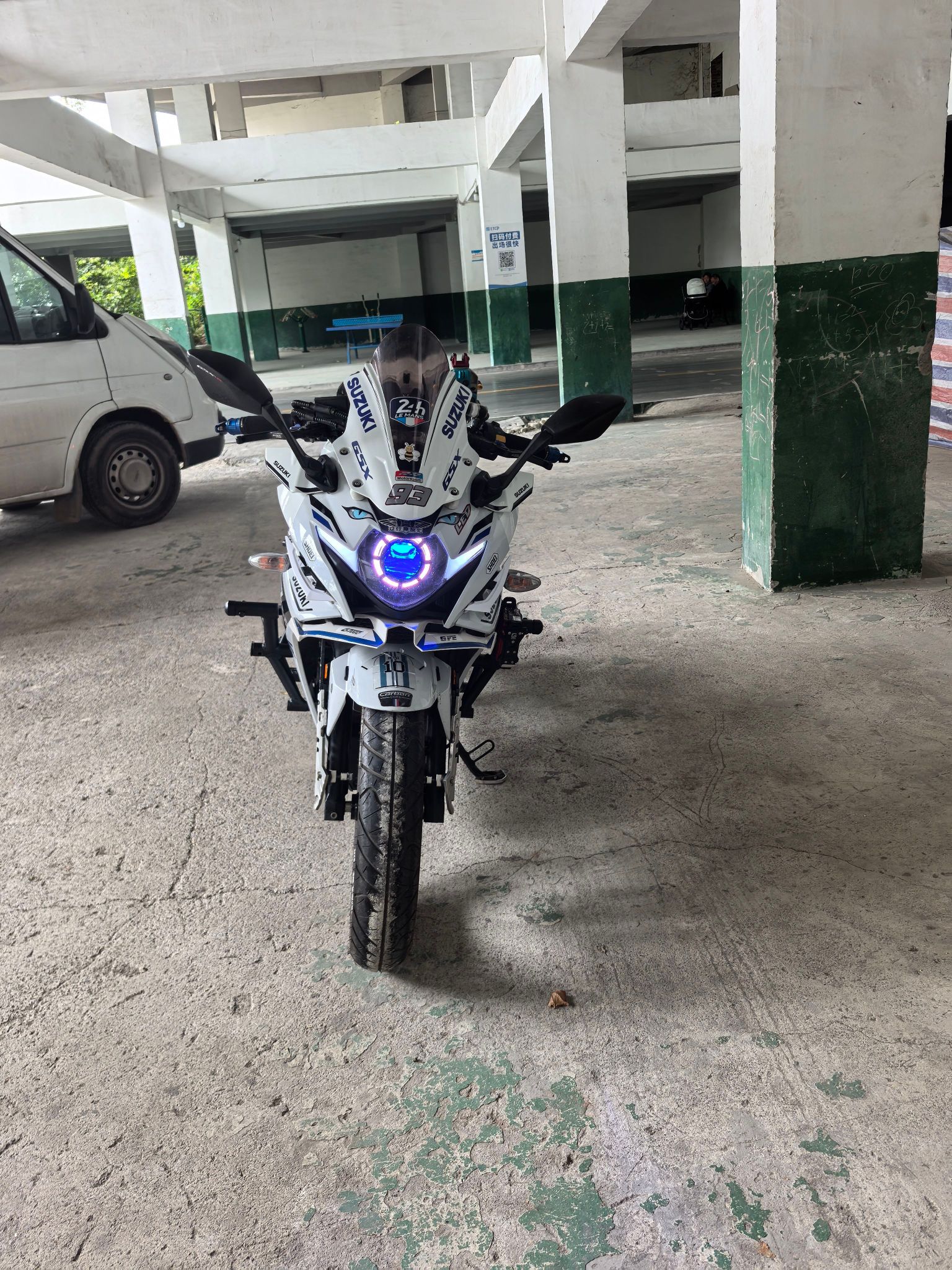 豪爵铃木 GSX250R