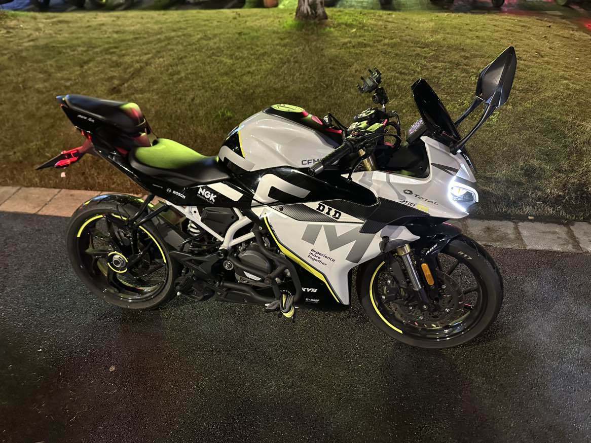 春风 250SR