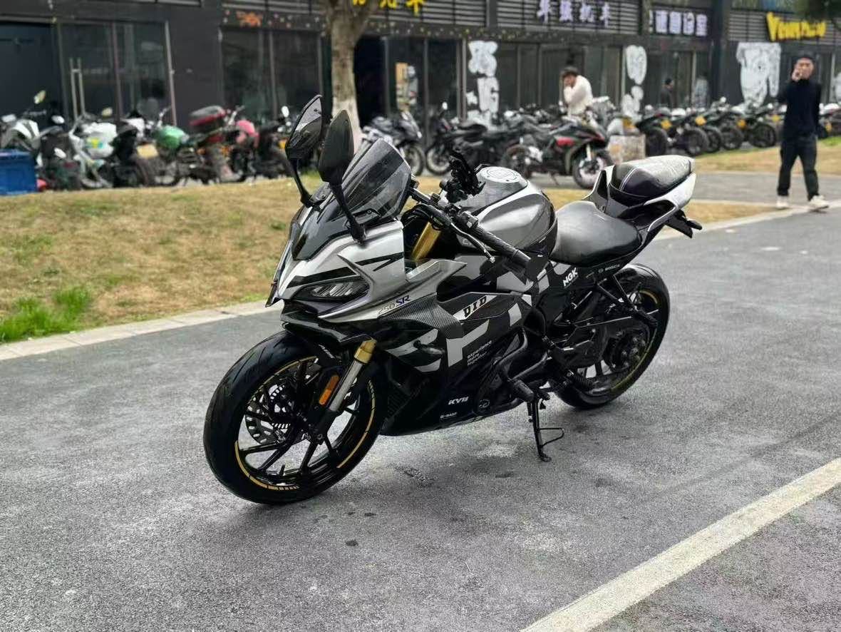 春风 250SR