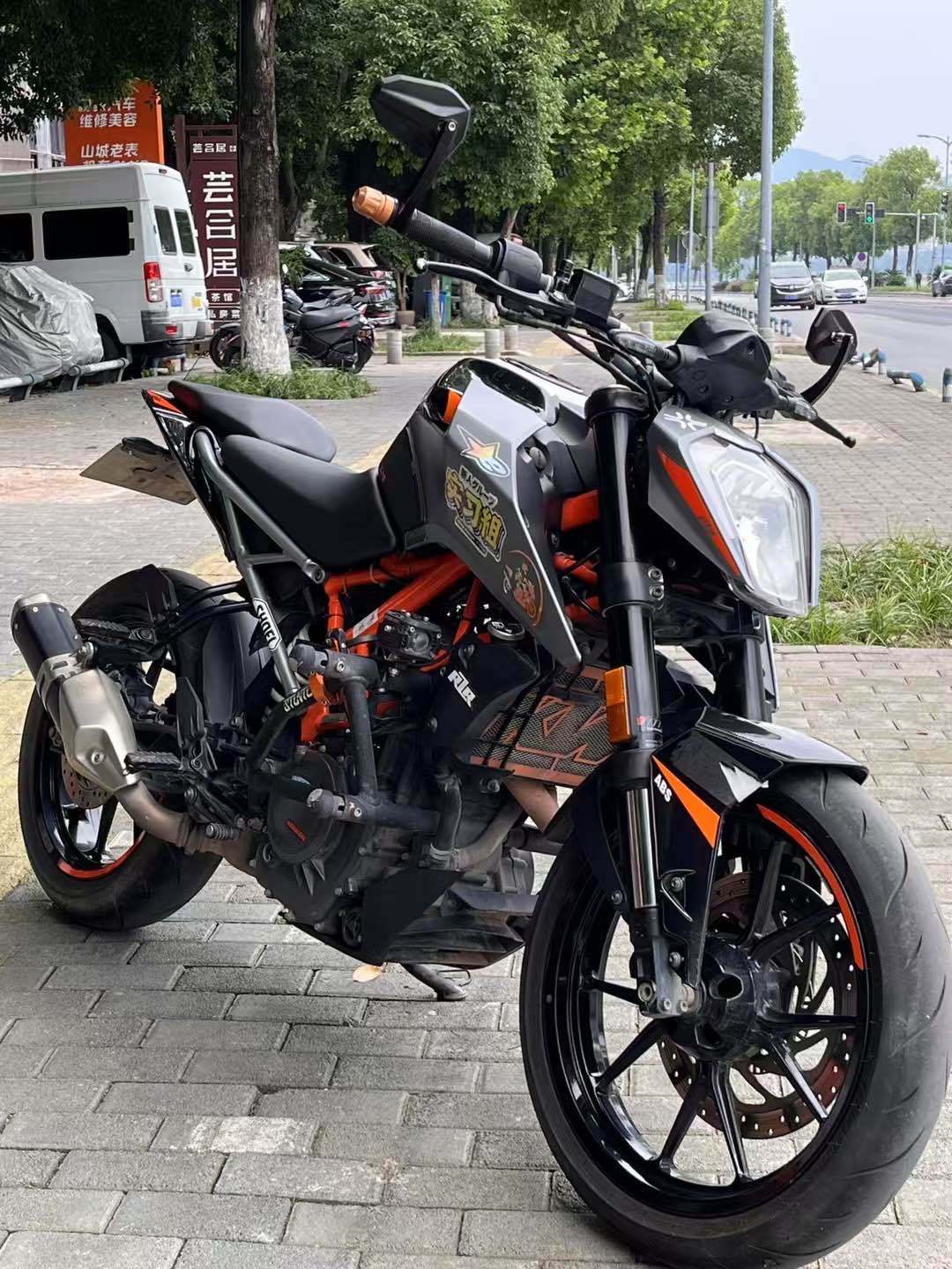 KTMR2R 250 Duke