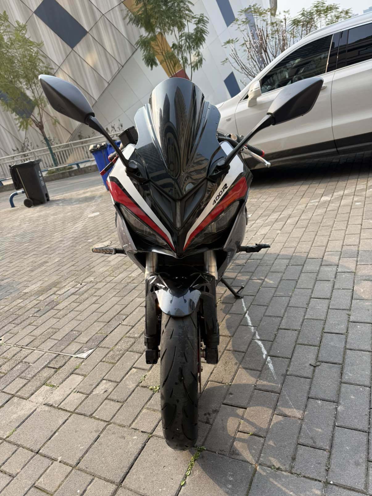 QJMOTOR 赛400