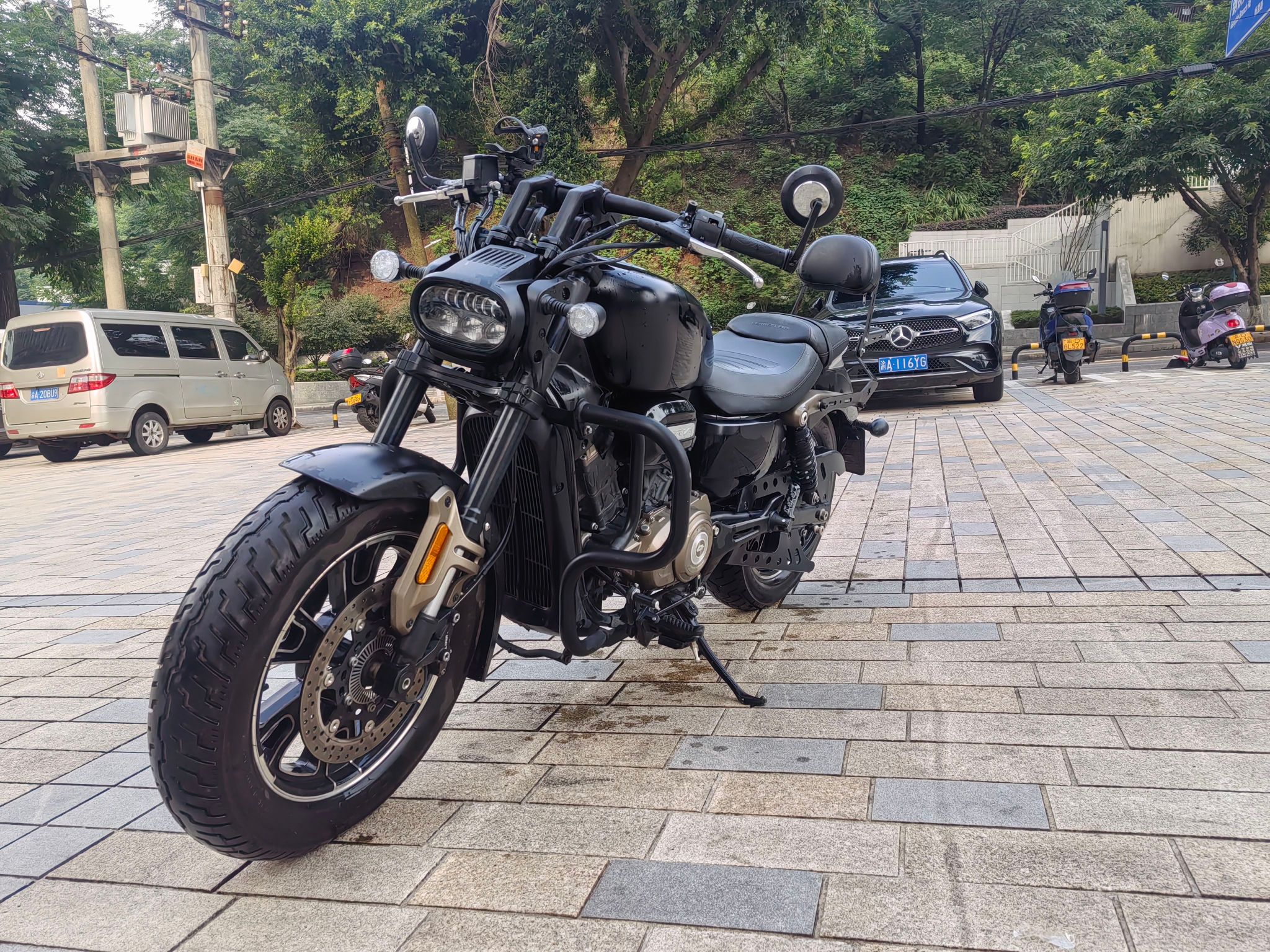 QJMOTOR 闪350