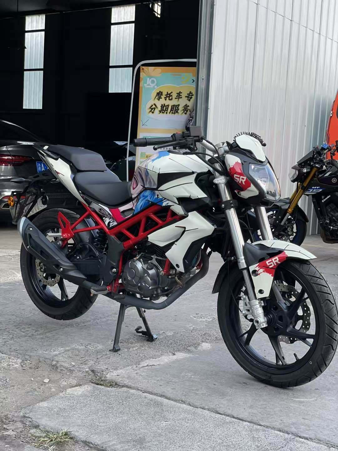 贝纳利 红宝龙 TNT 150i