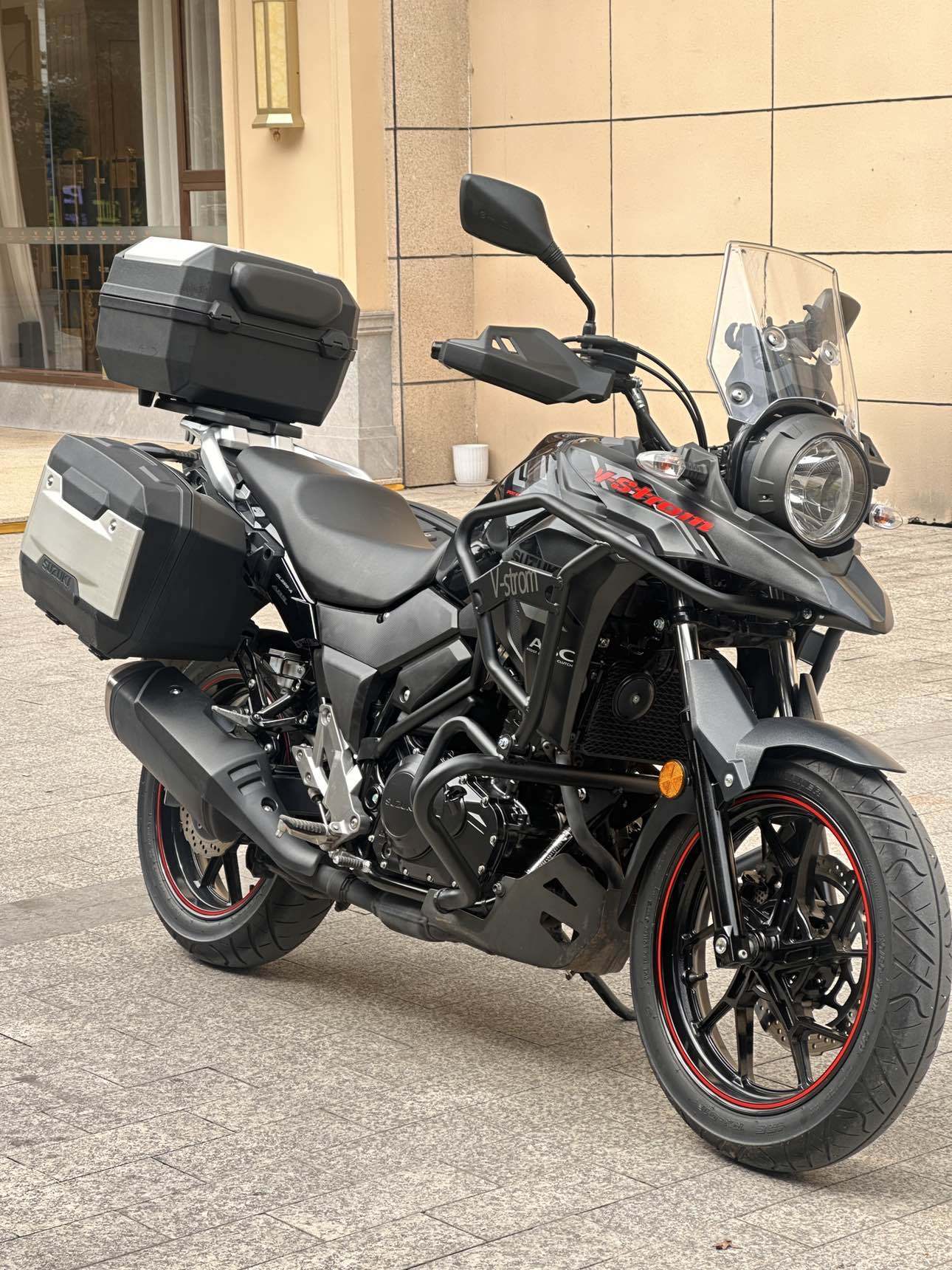 豪爵铃木 DL250