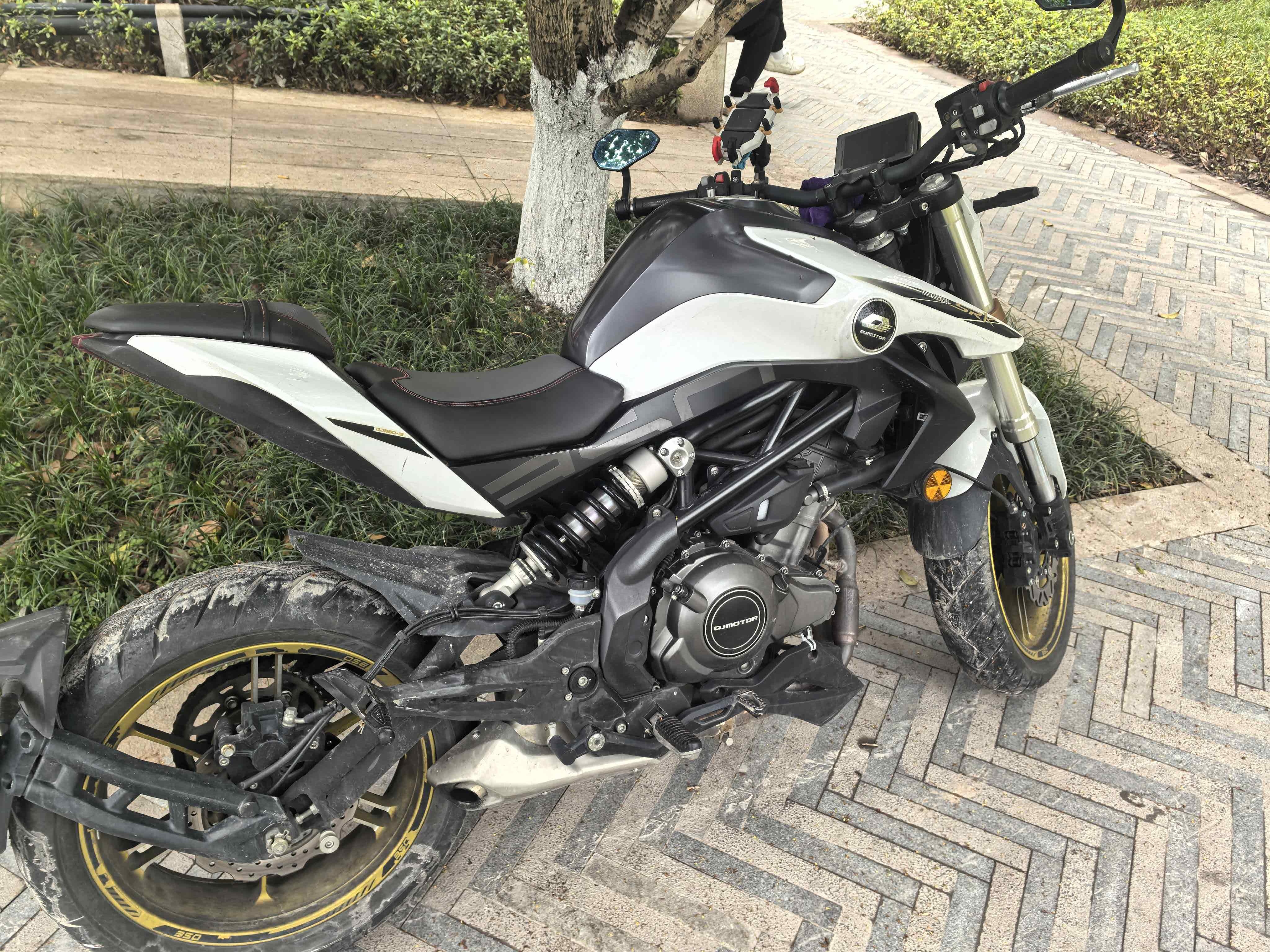 QJMOTOR 追350