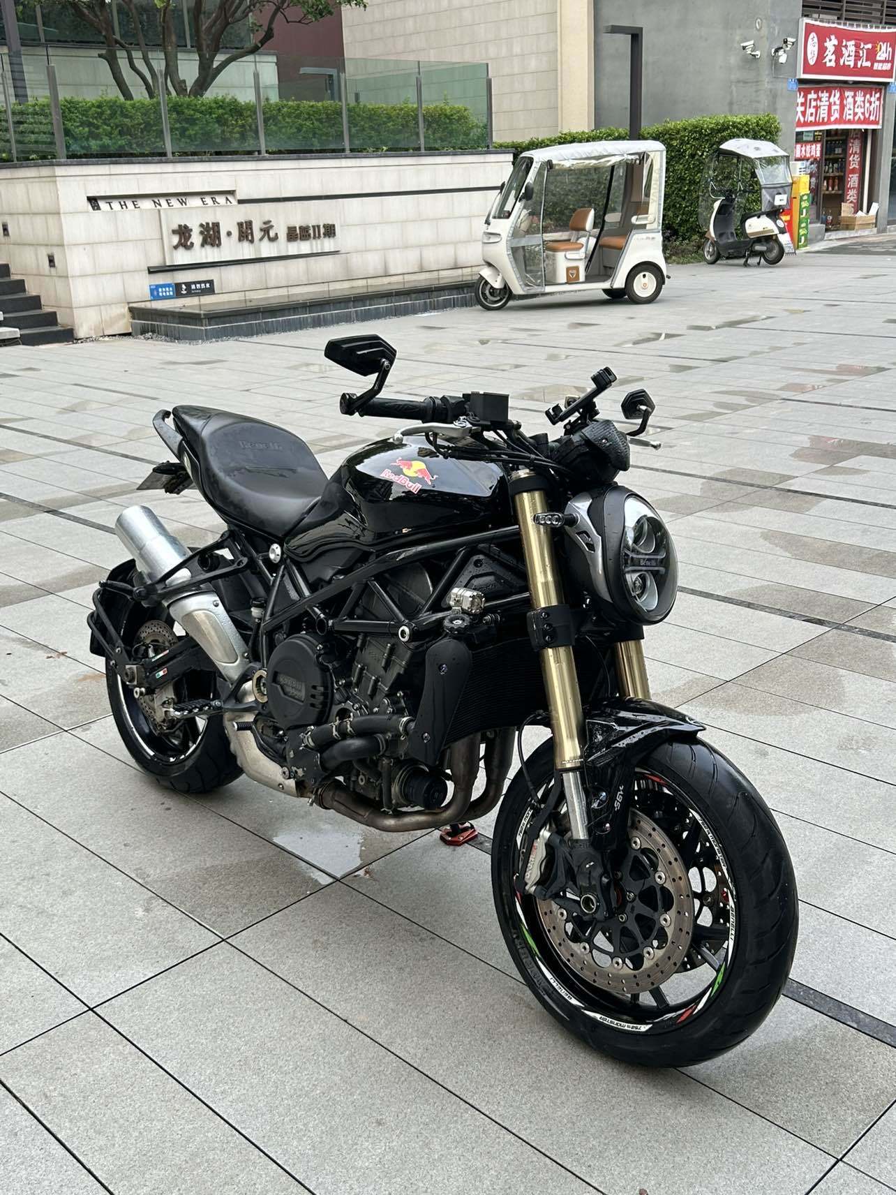 贝纳利 752S