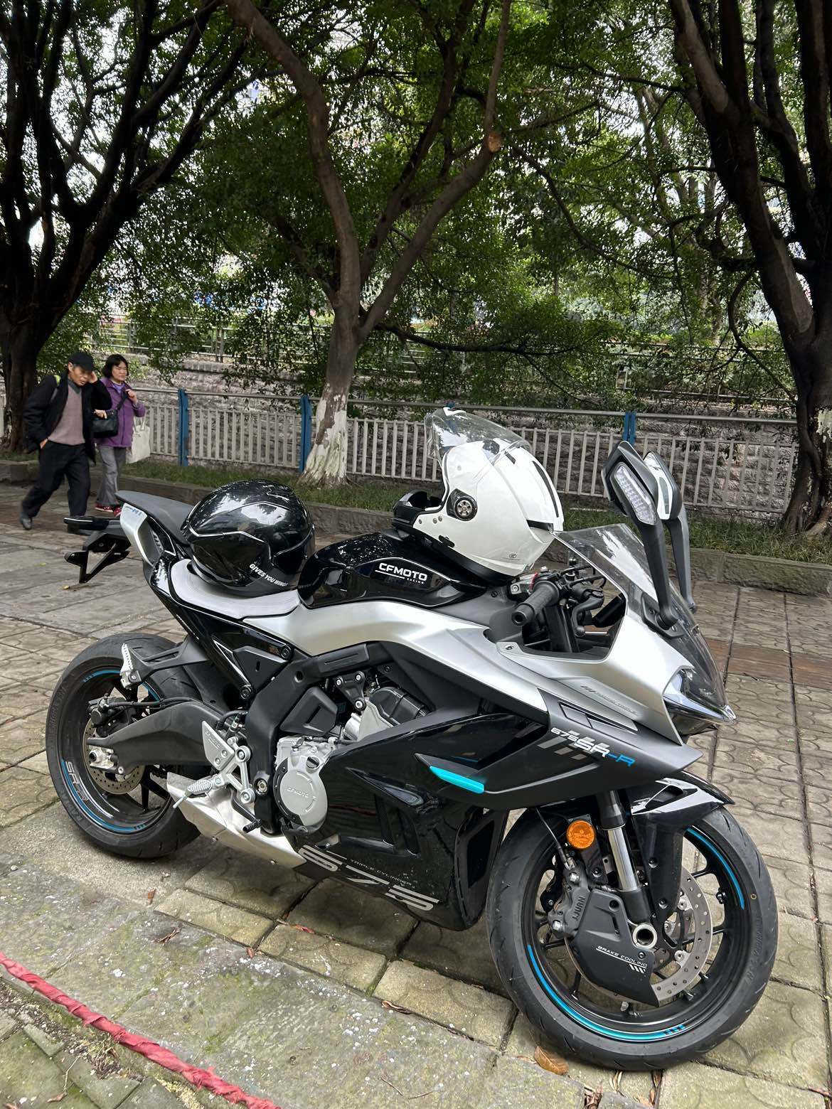 春风 675SR