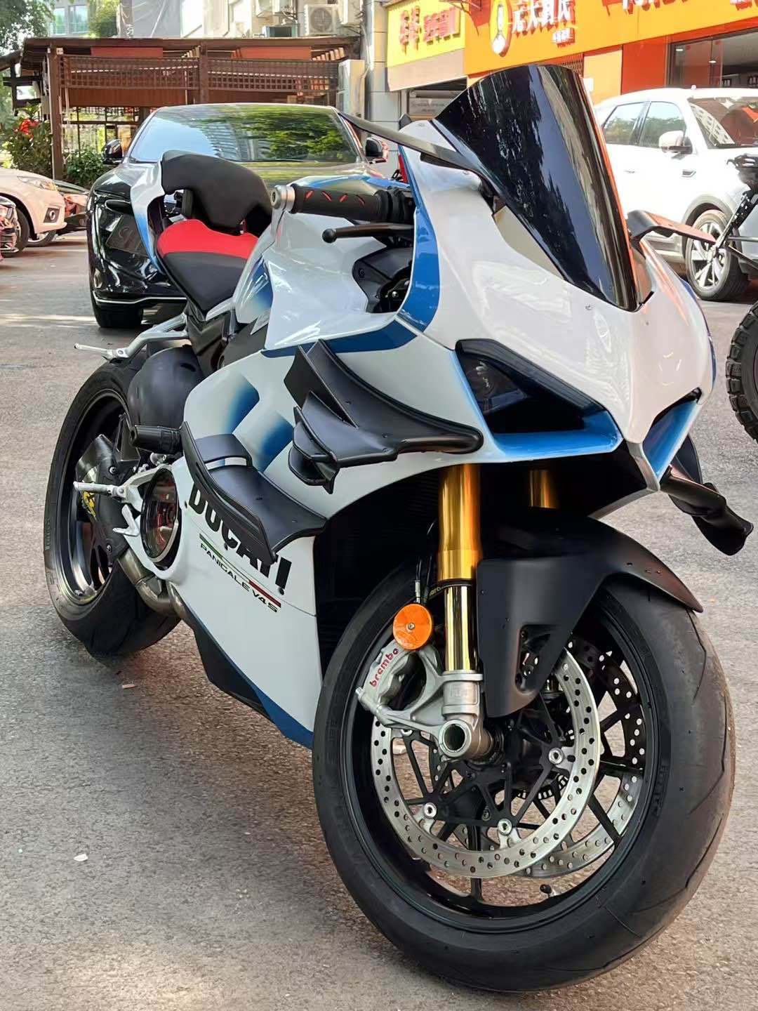 杜卡迪 Panigale V4