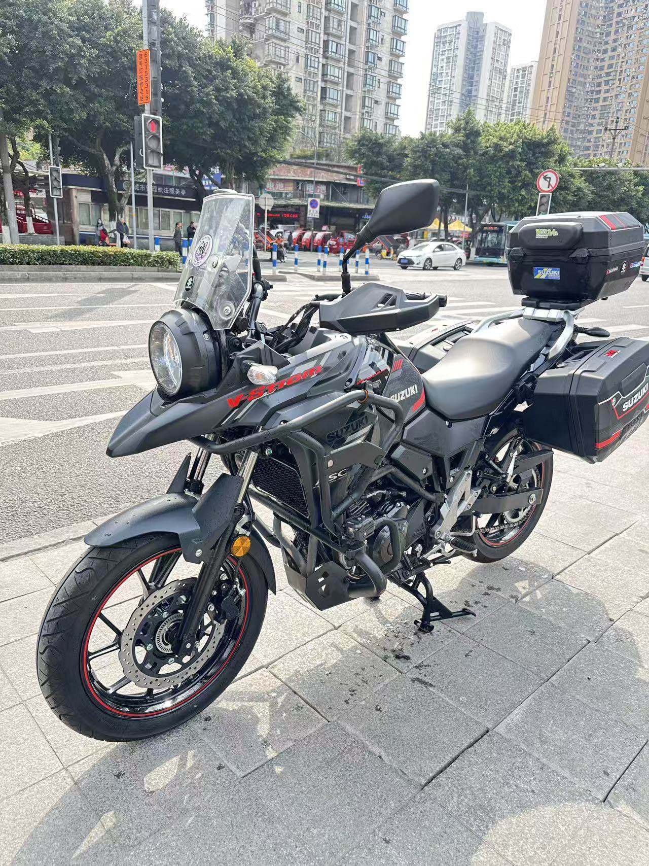 豪爵铃木 DL250