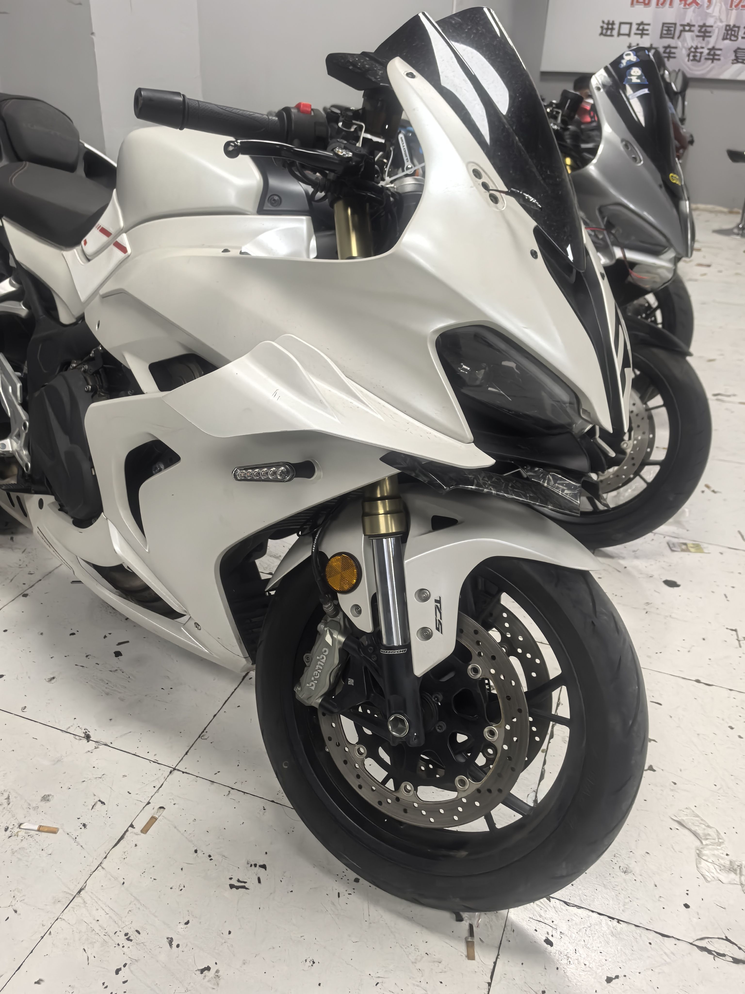QJMOTOR 赛600
