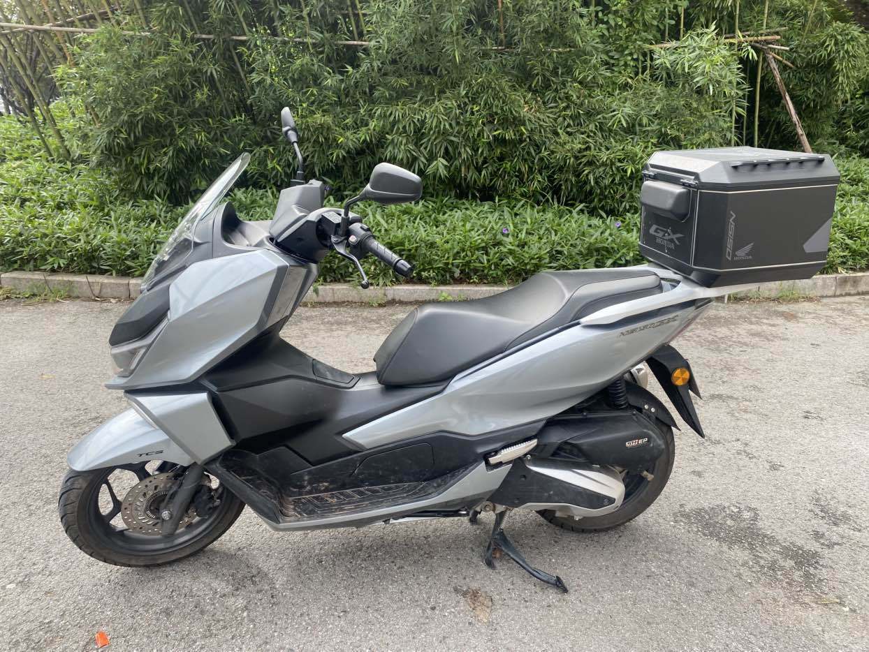 新大洲本田 NS150GX