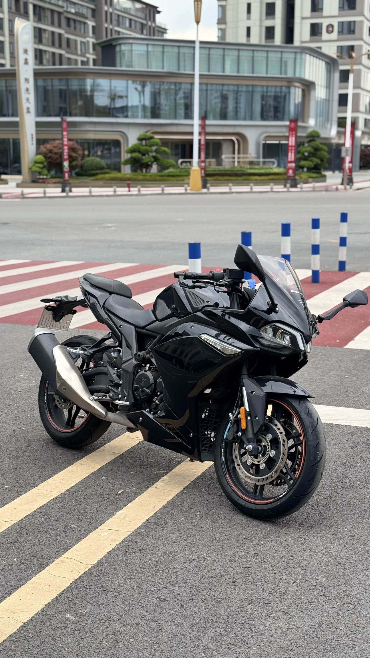 无极 300RR