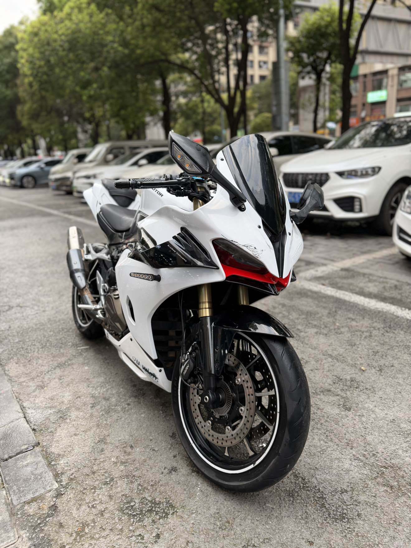 QJMOTOR 赛450