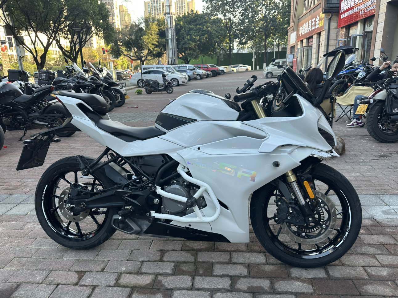 春风 250SR