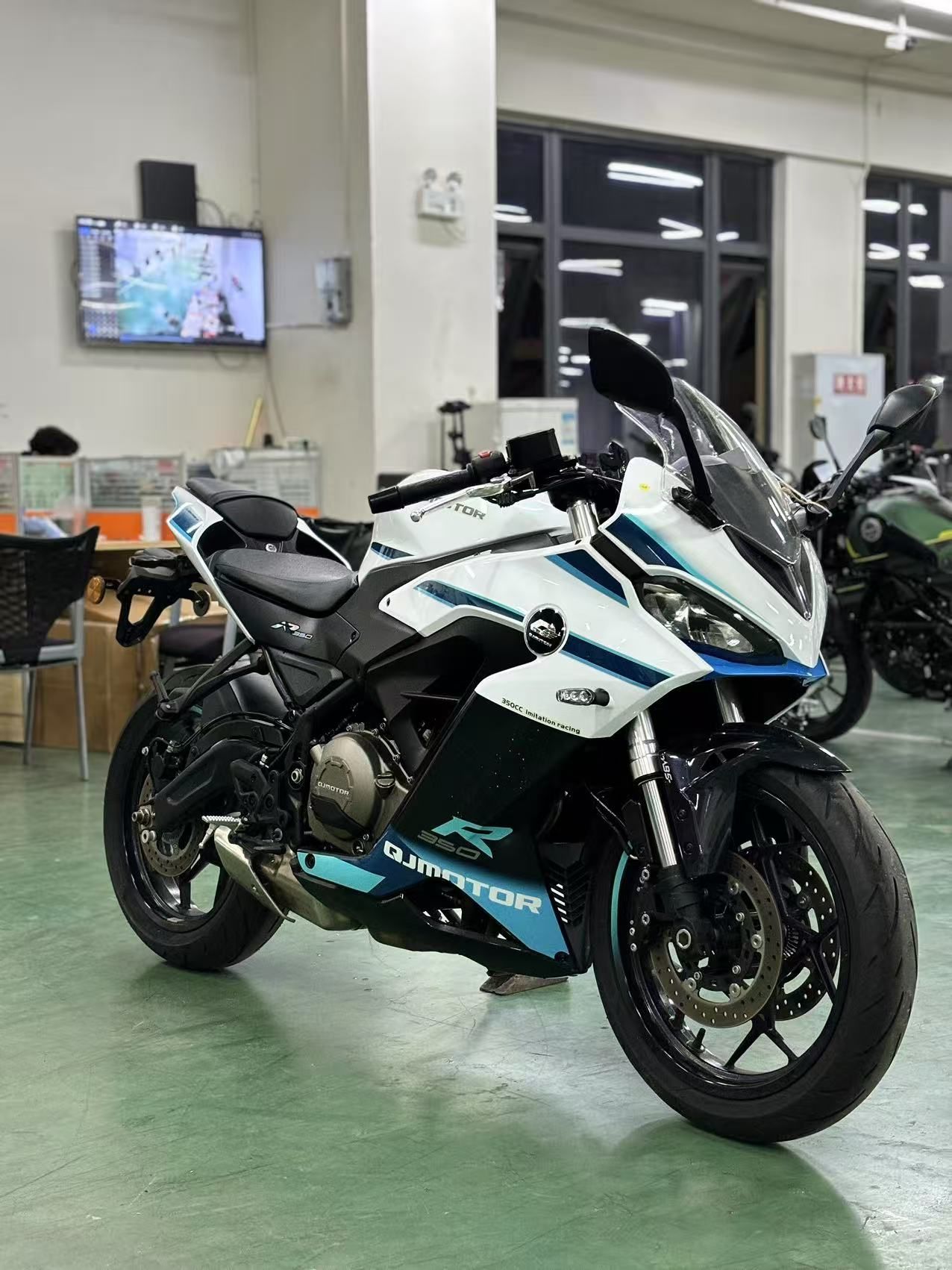 QJMOTOR 赛350